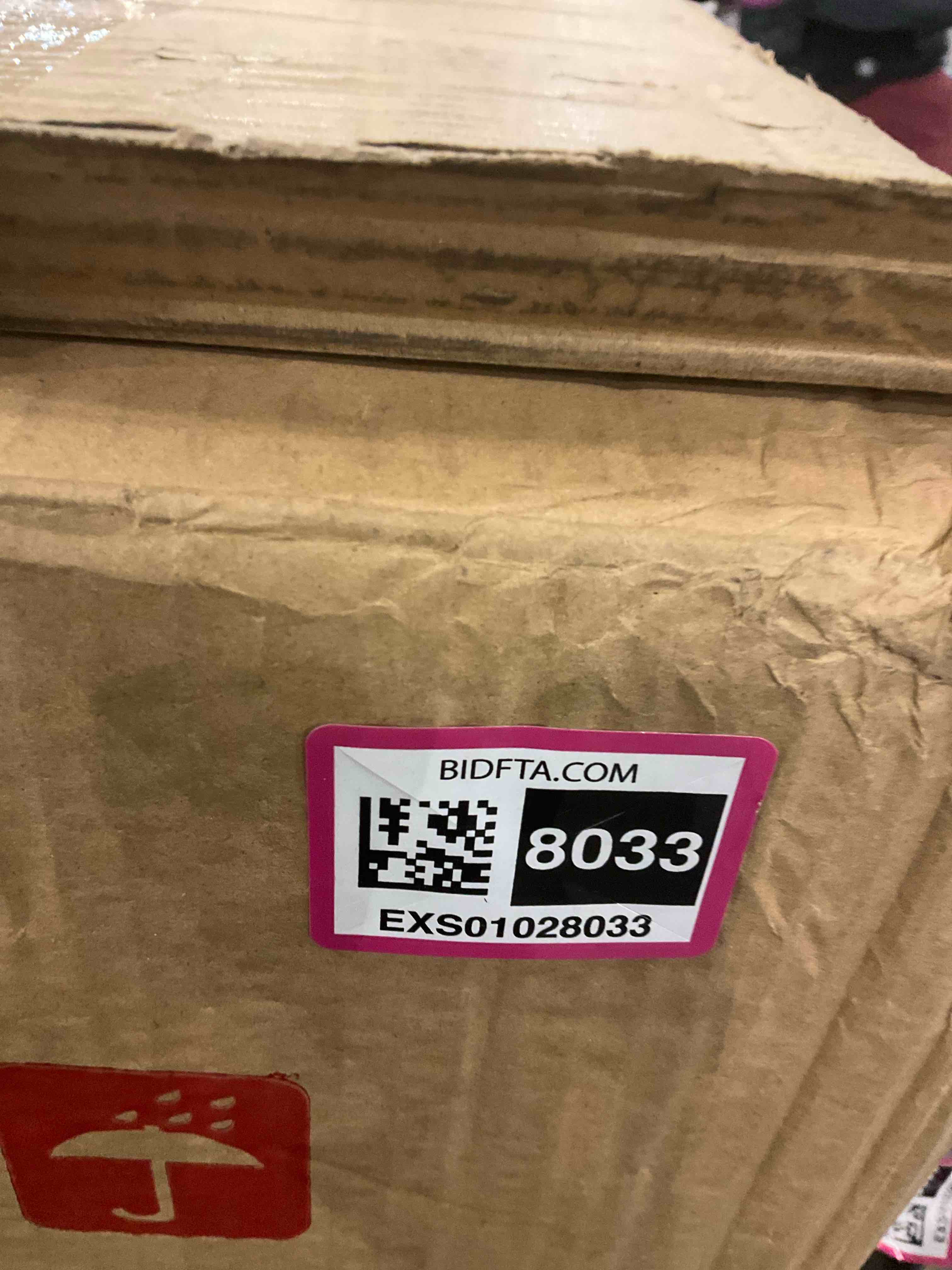 https://s3.amazonaws.com/lotting-images-prod/BargainHunt/EXS01028033_1708692118208.jpeg