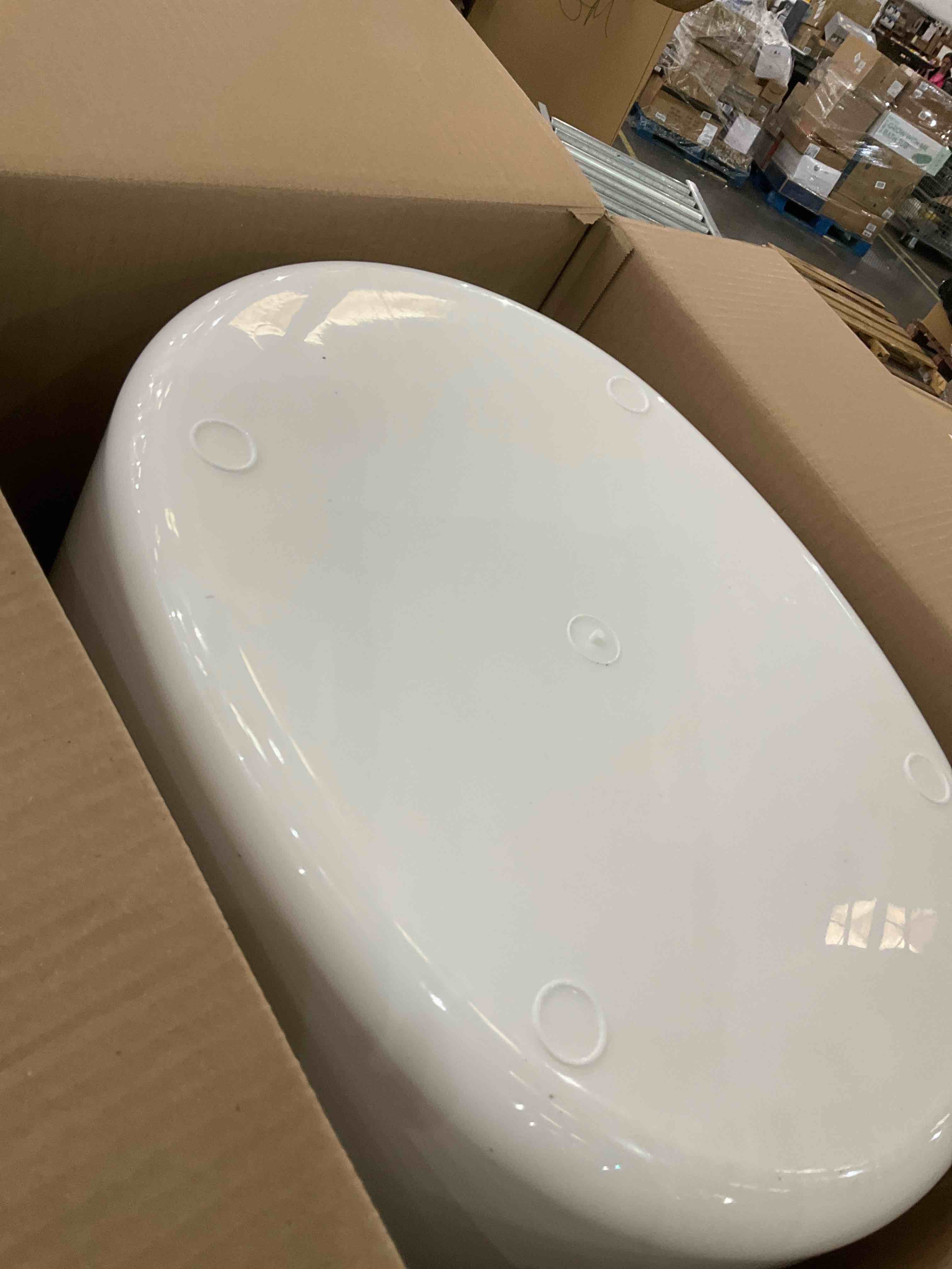 https://s3.amazonaws.com/lotting-images-prod/BargainHunt/EXS01028287_1709145346218.jpeg