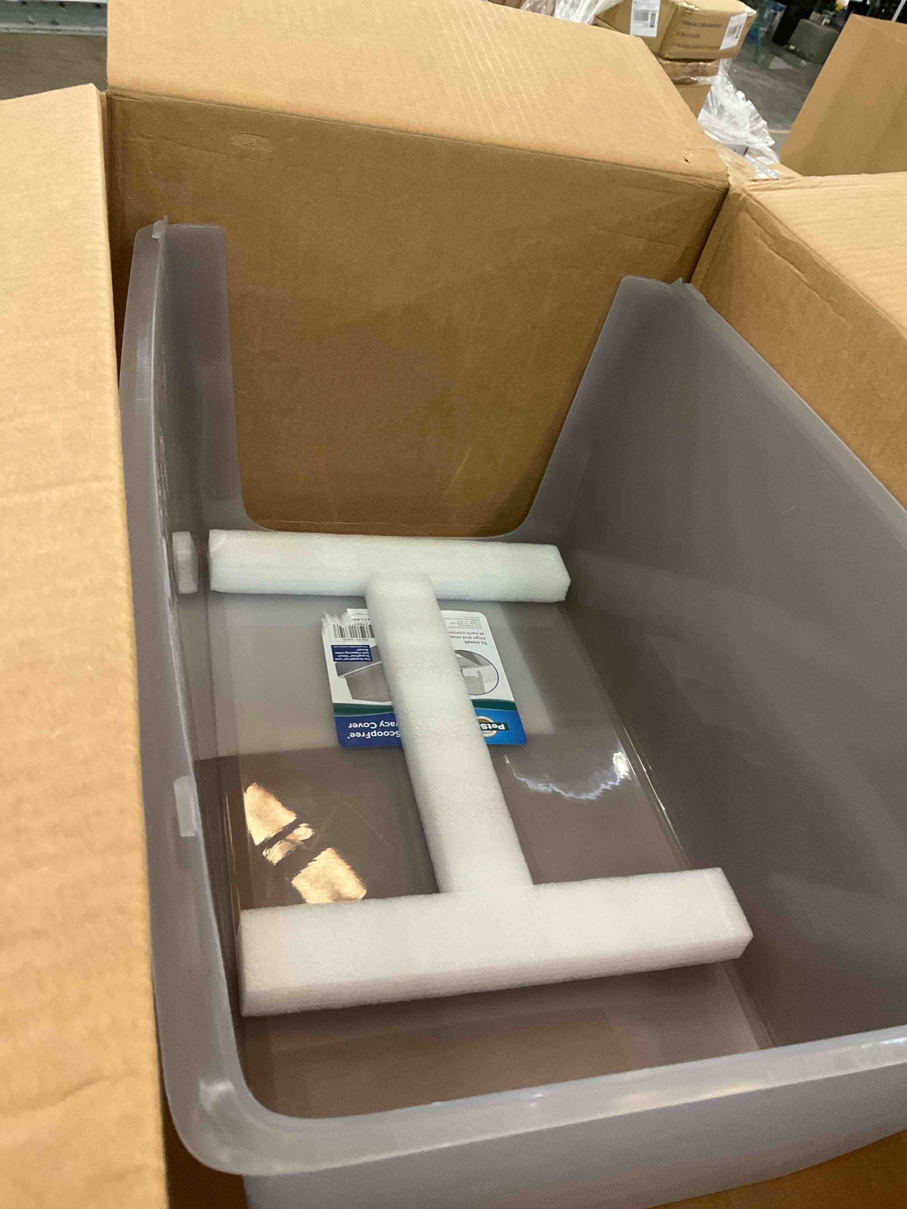 https://s3.amazonaws.com/lotting-images-prod/BargainHunt/EXS01028290_1709146001696.jpeg