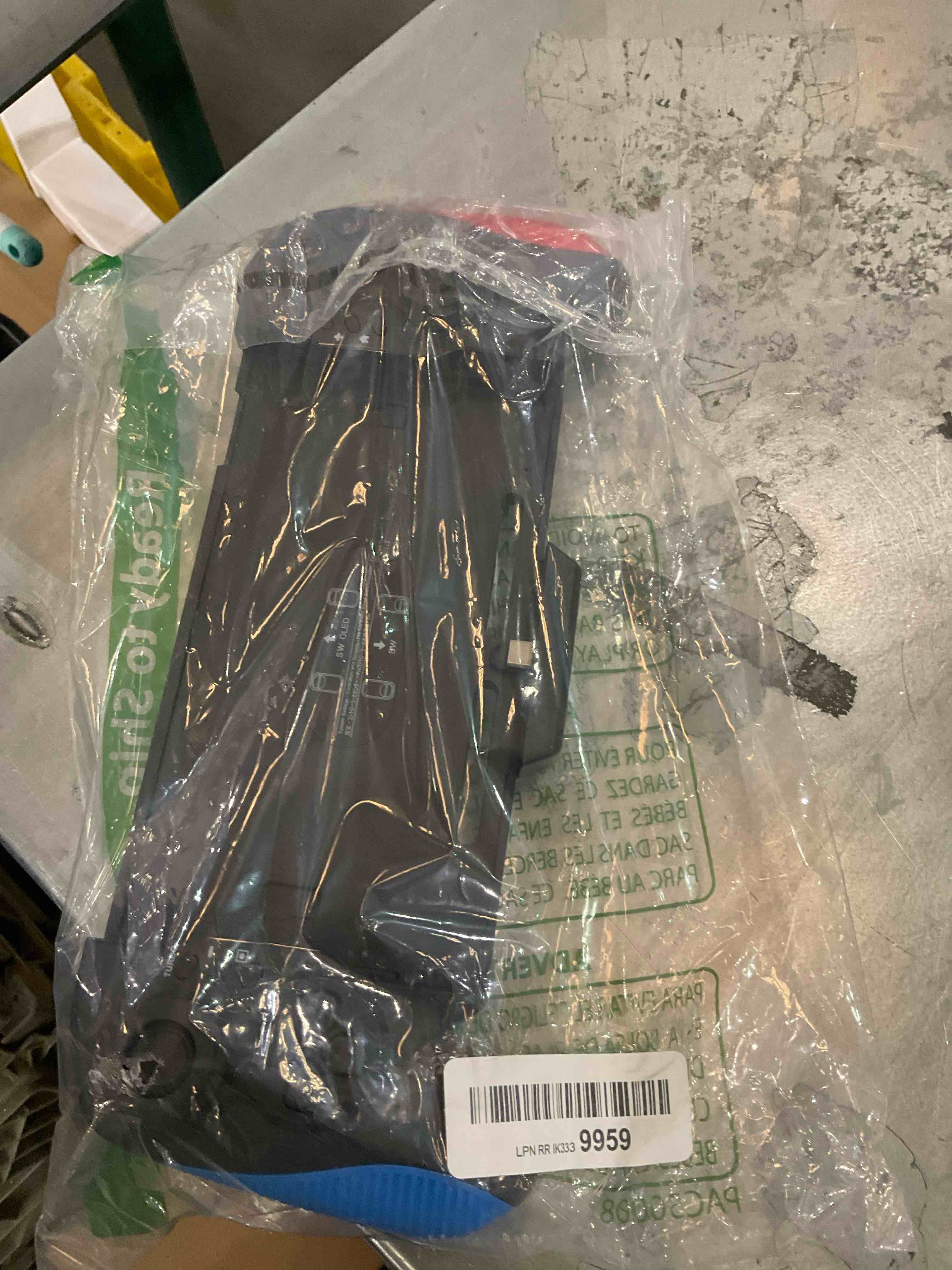 https://s3.amazonaws.com/lotting-images-prod/BargainHunt/EXS01028426_1709230683446.jpeg