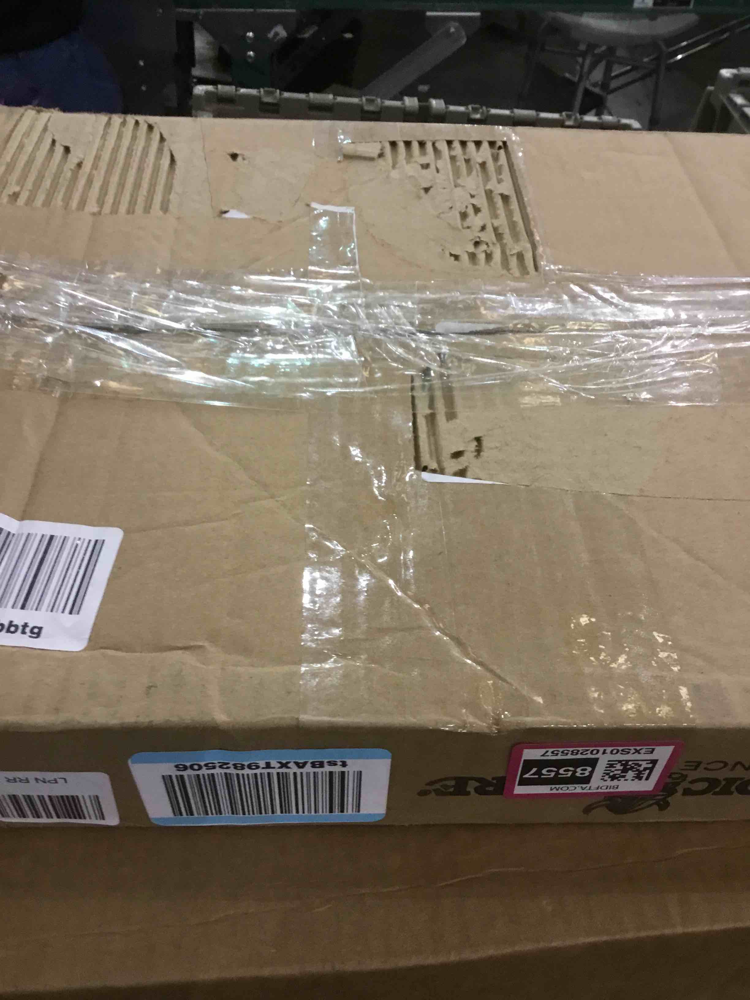 https://s3.amazonaws.com/lotting-images-prod/BargainHunt/EXS01028557_1708101408192.jpeg