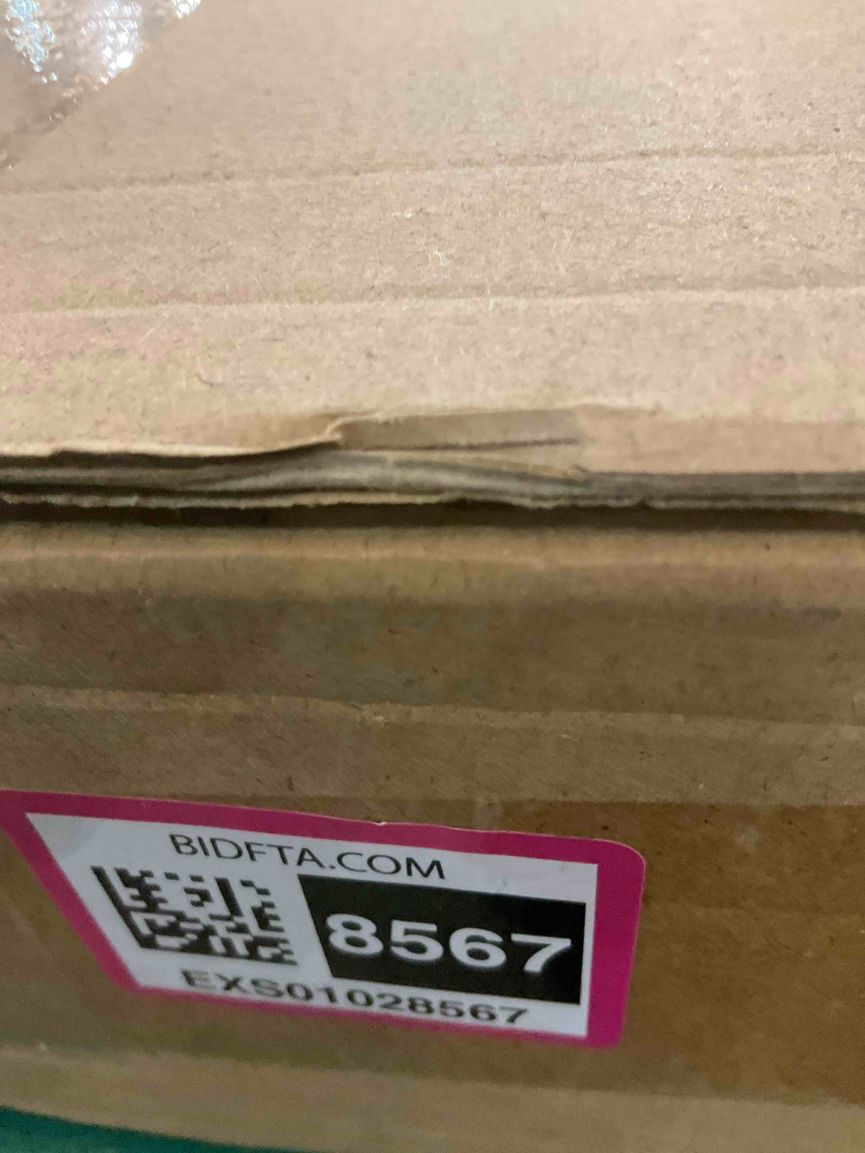 https://s3.amazonaws.com/lotting-images-prod/BargainHunt/EXS01028567_1707855502289.jpeg