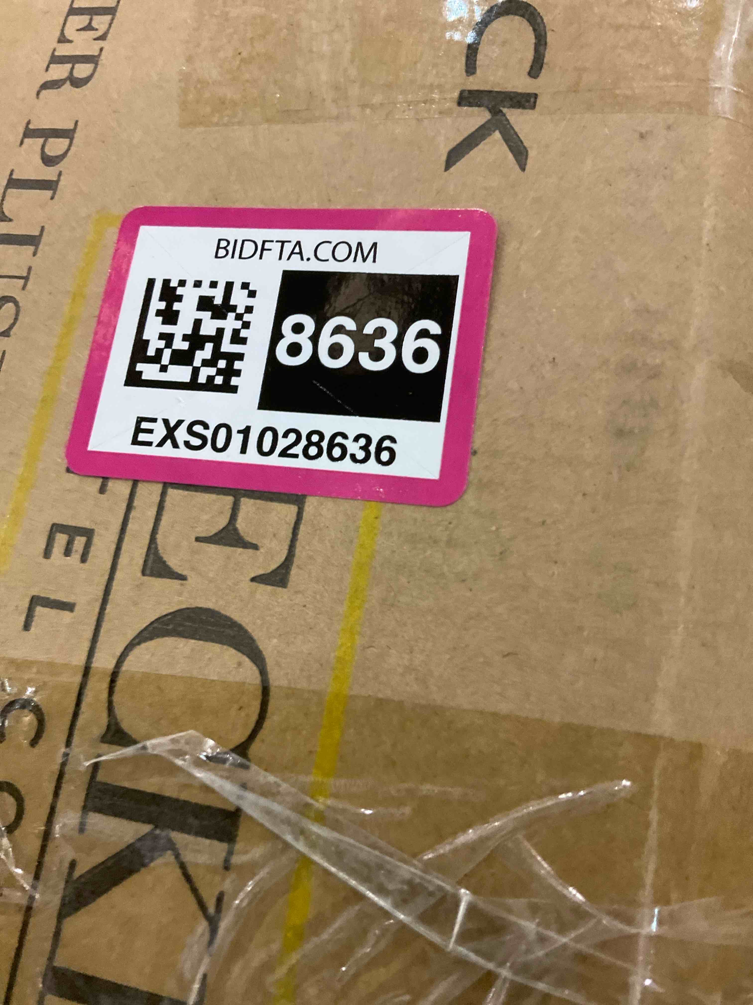 https://s3.amazonaws.com/lotting-images-prod/BargainHunt/EXS01028636_1707918412606.jpeg