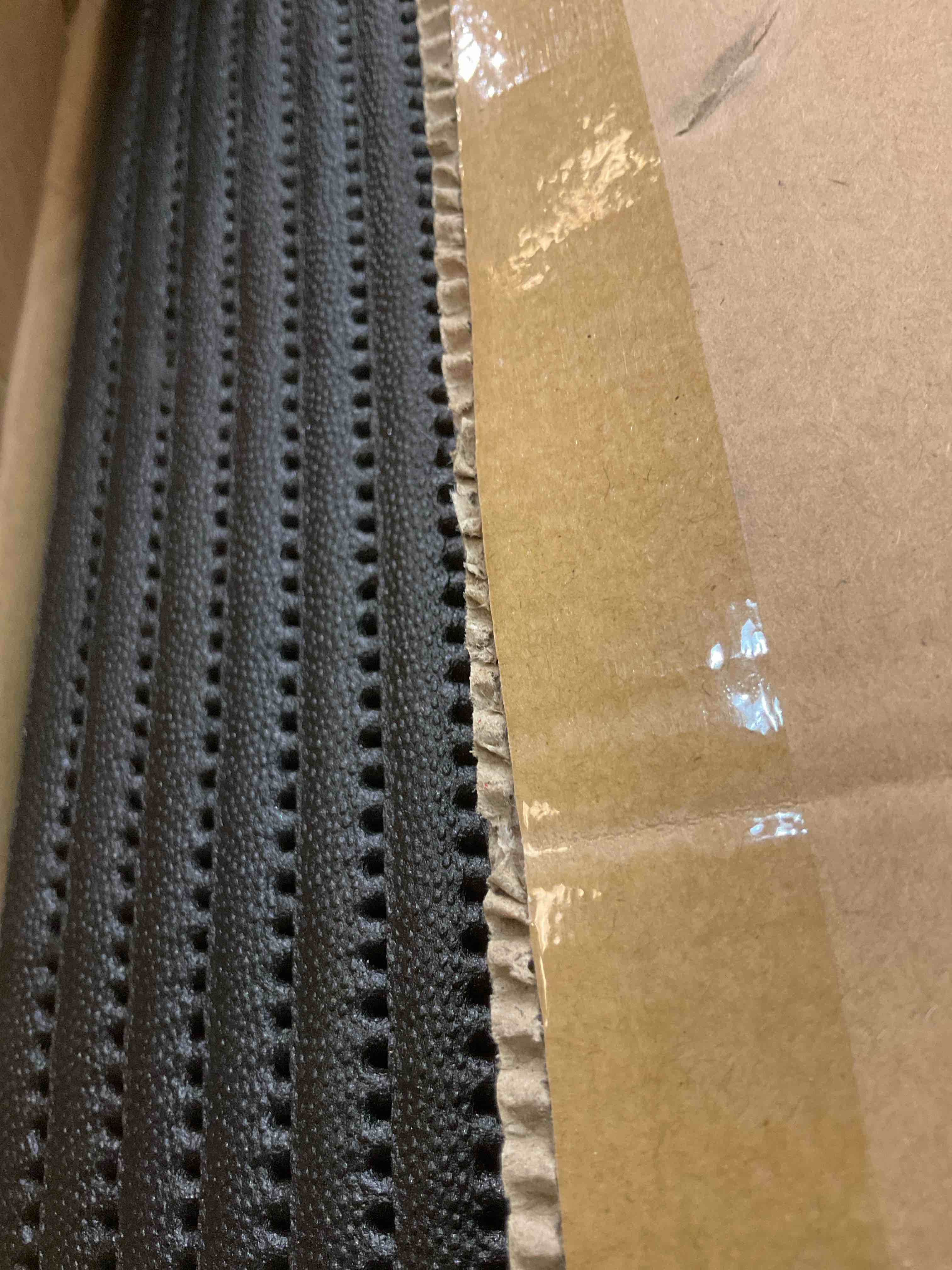 https://s3.amazonaws.com/lotting-images-prod/BargainHunt/EXS01028666_1707928087338.jpeg