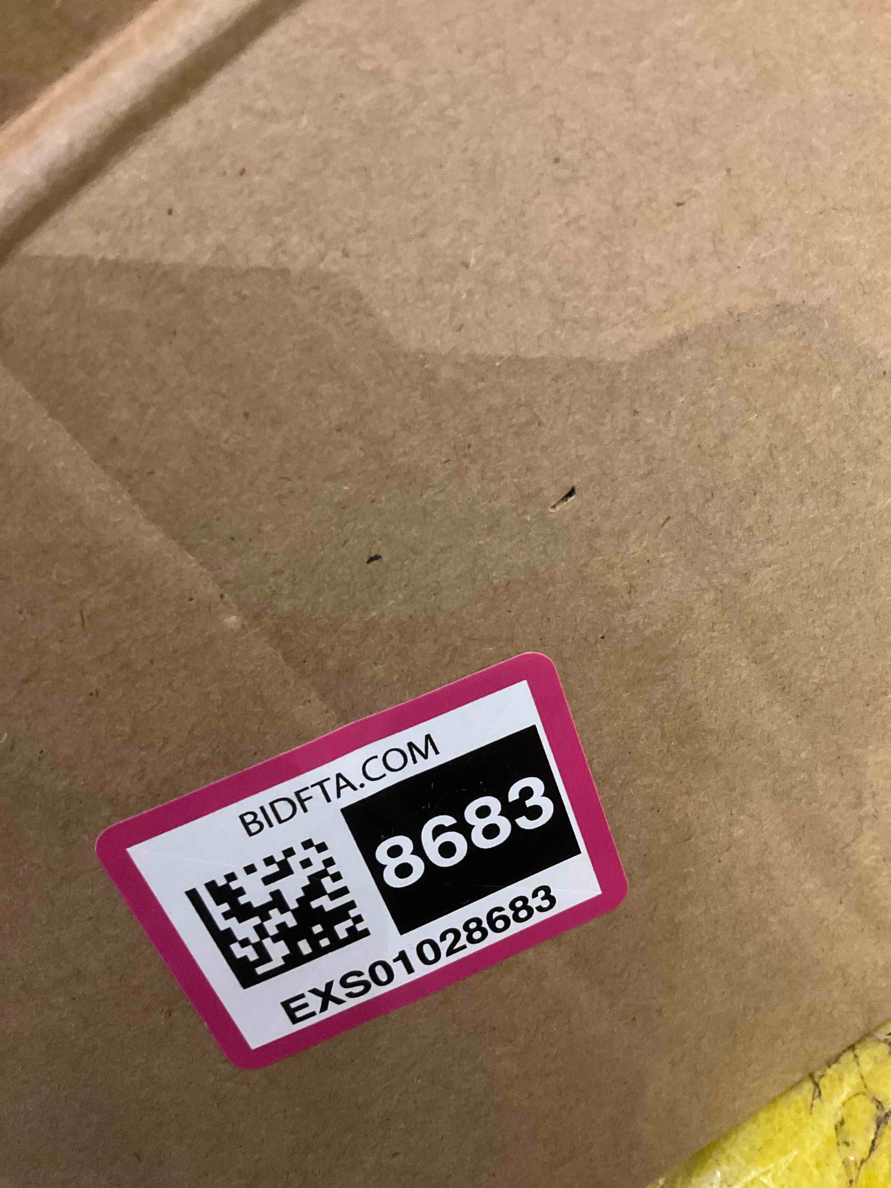 https://s3.amazonaws.com/lotting-images-prod/BargainHunt/EXS01028683_1707933007434.jpeg