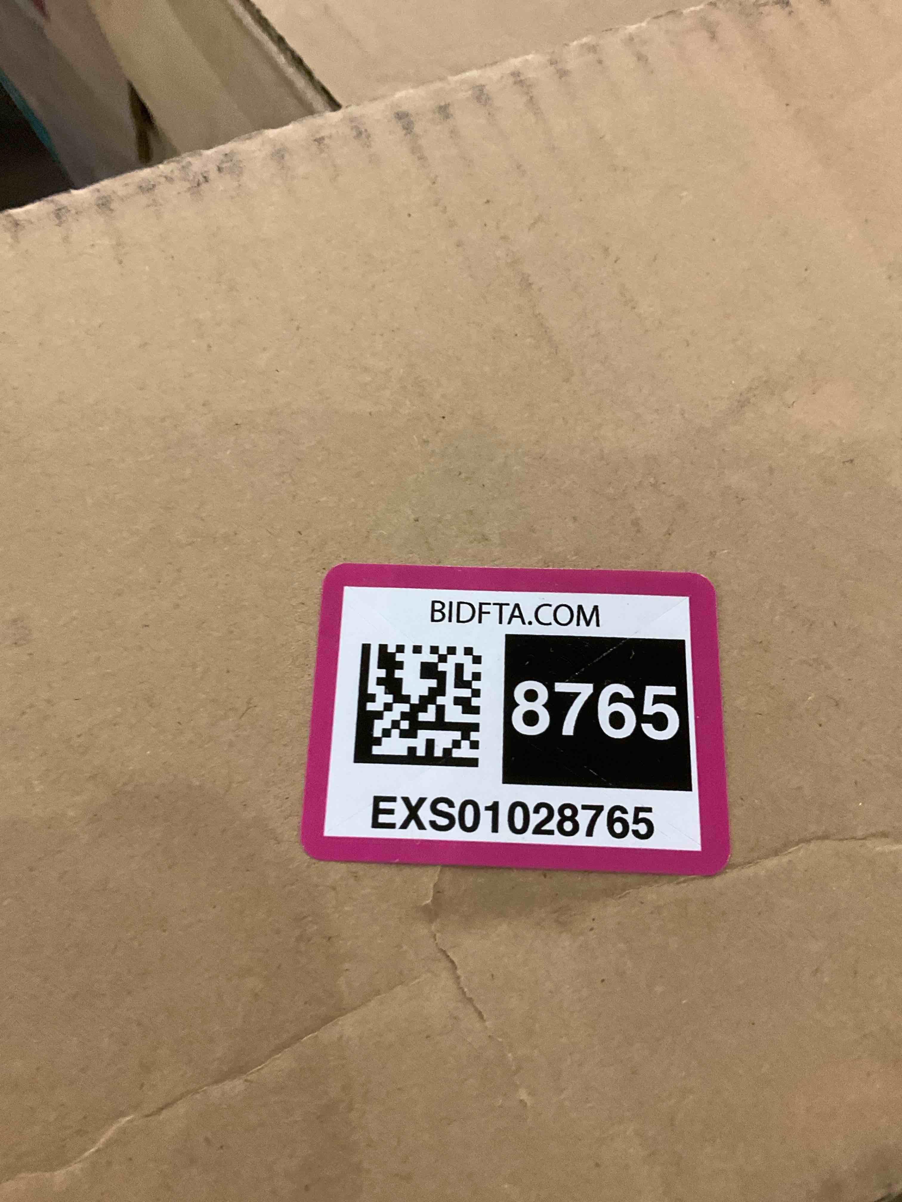 https://s3.amazonaws.com/lotting-images-prod/BargainHunt/EXS01028765_1708004134387.jpeg