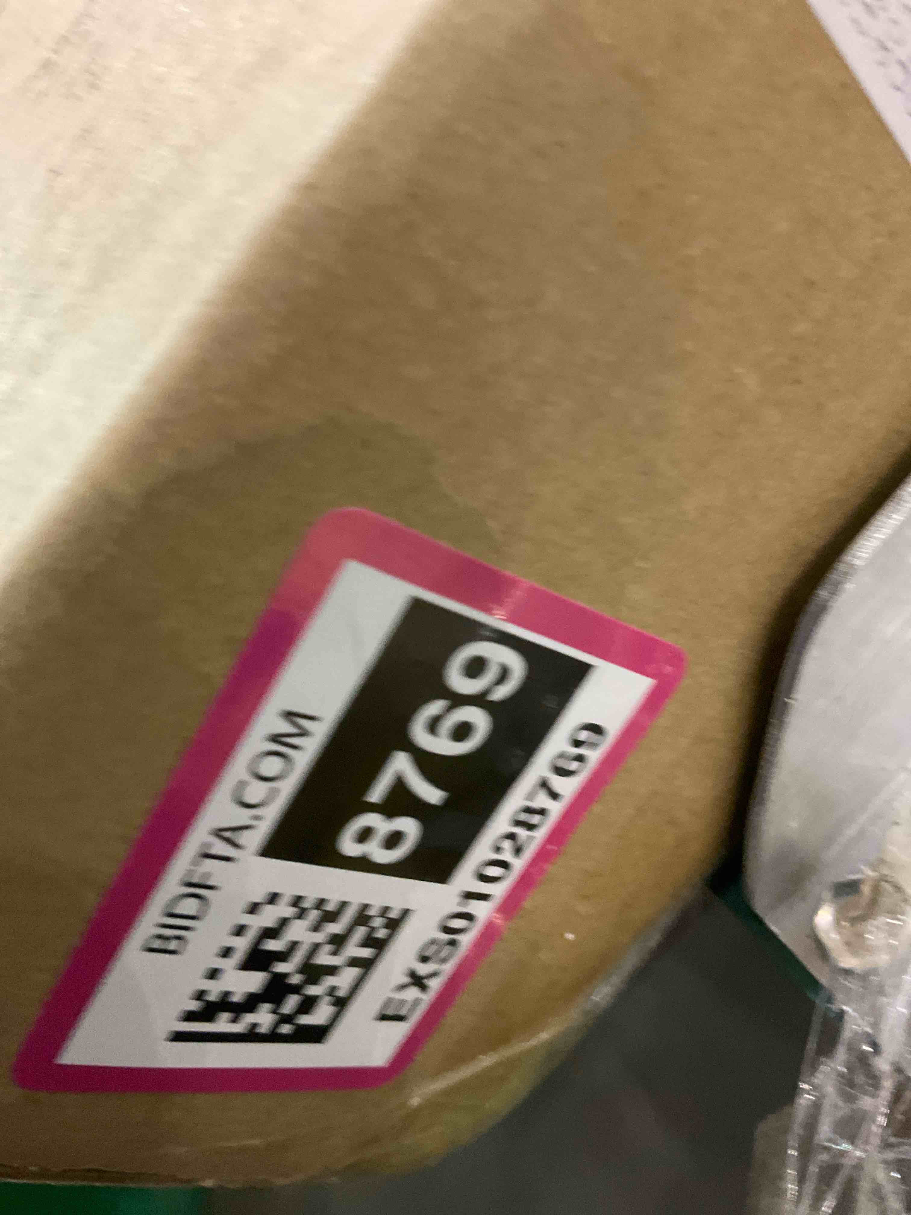 https://s3.amazonaws.com/lotting-images-prod/BargainHunt/EXS01028769_1708004595087.jpeg