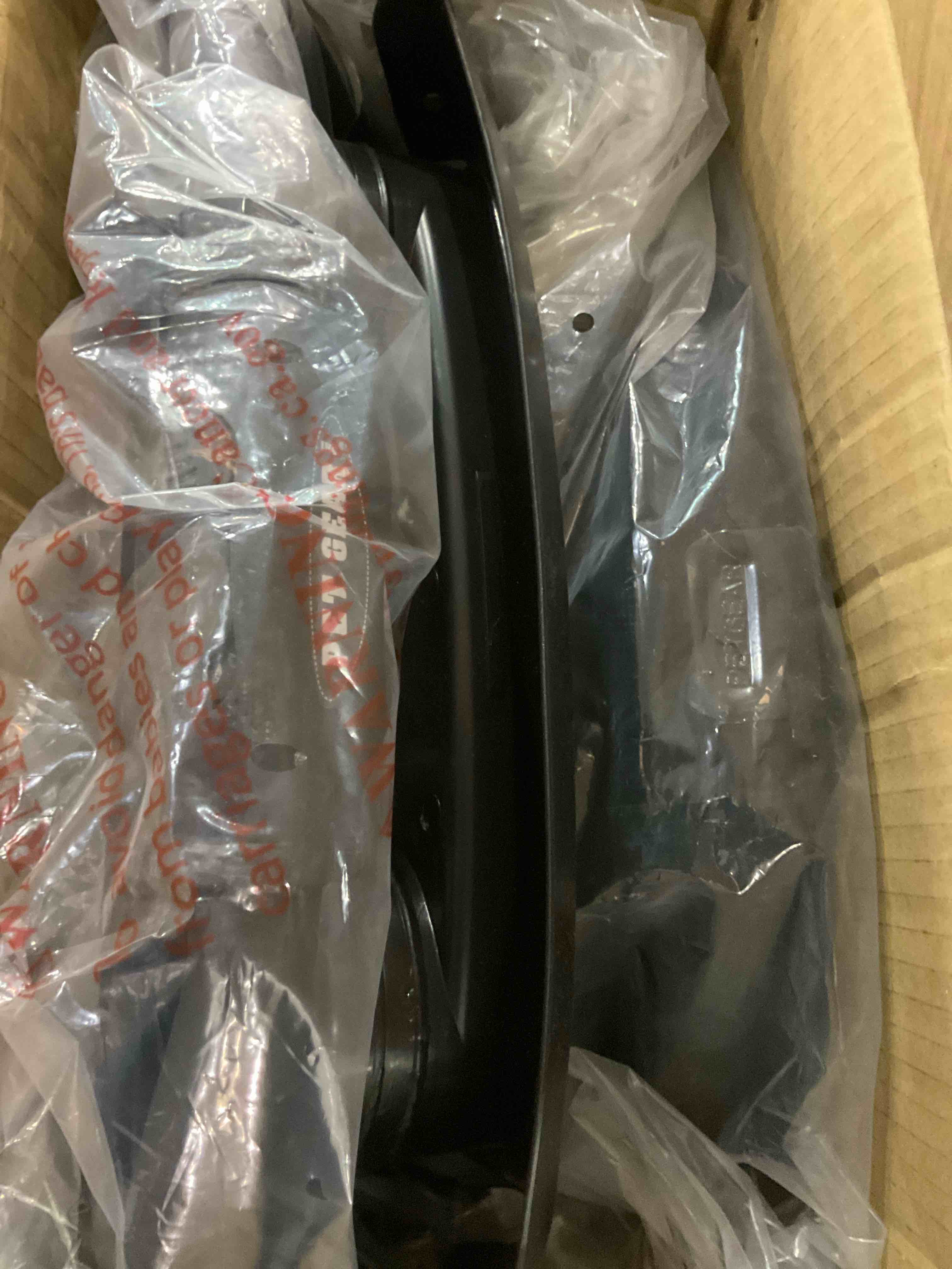 https://s3.amazonaws.com/lotting-images-prod/BargainHunt/EXS01028901_1708089802493.jpeg