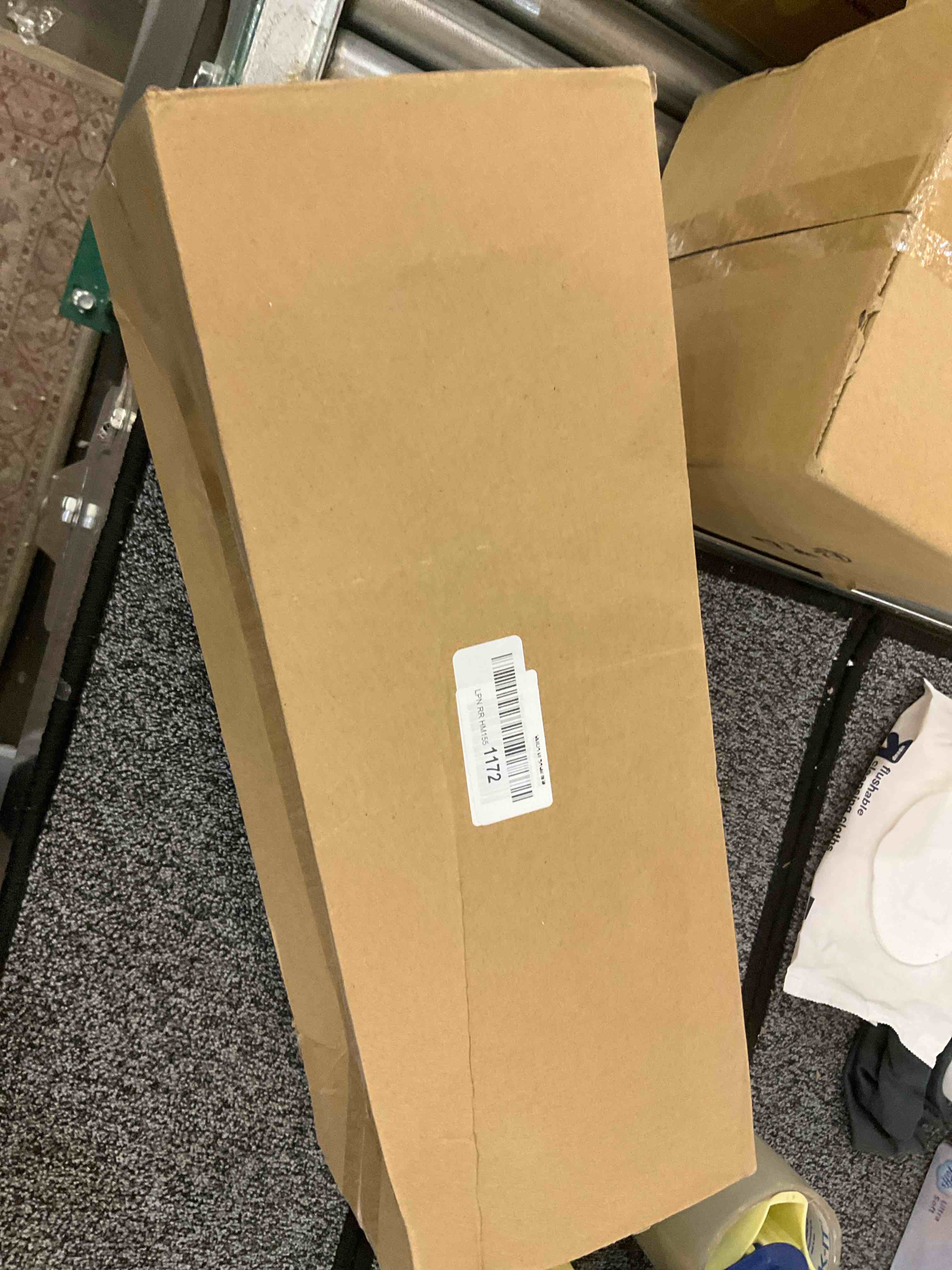 https://s3.amazonaws.com/lotting-images-prod/BargainHunt/EXS01029053_1707335855154.jpeg