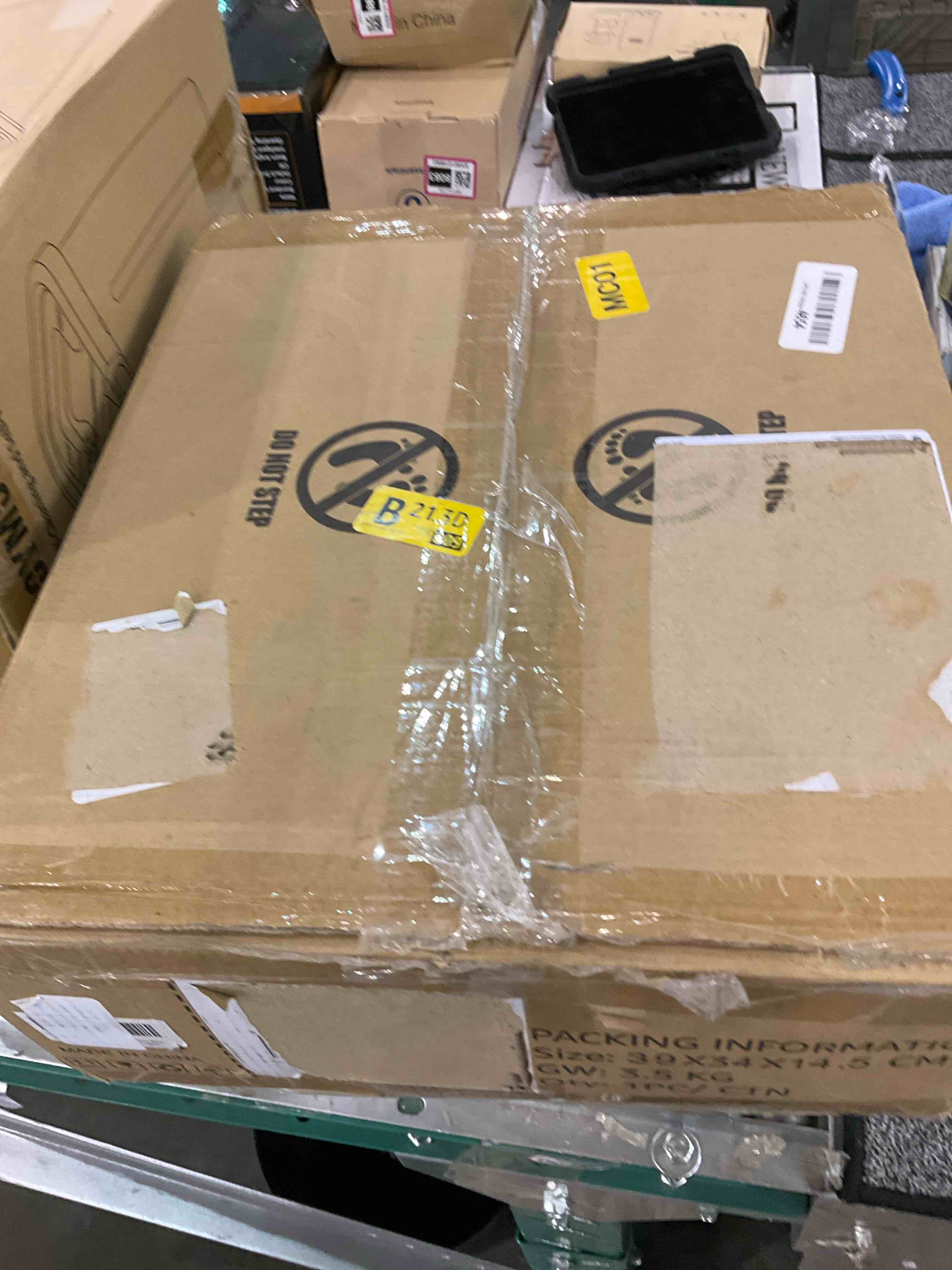 https://s3.amazonaws.com/lotting-images-prod/BargainHunt/EXS01029176_1707485312187.jpeg