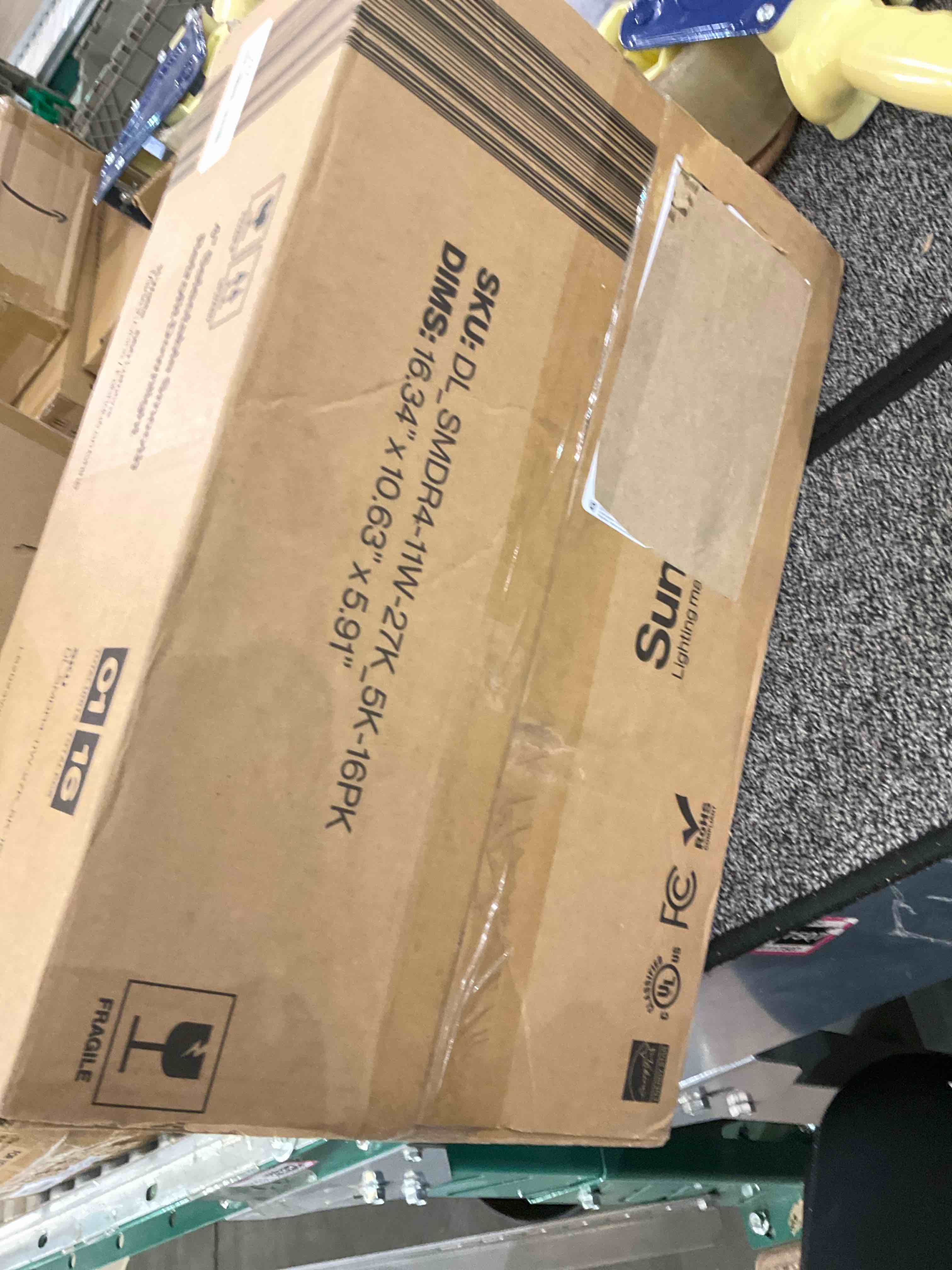 https://s3.amazonaws.com/lotting-images-prod/BargainHunt/EXS01029444_1707928731427.jpeg