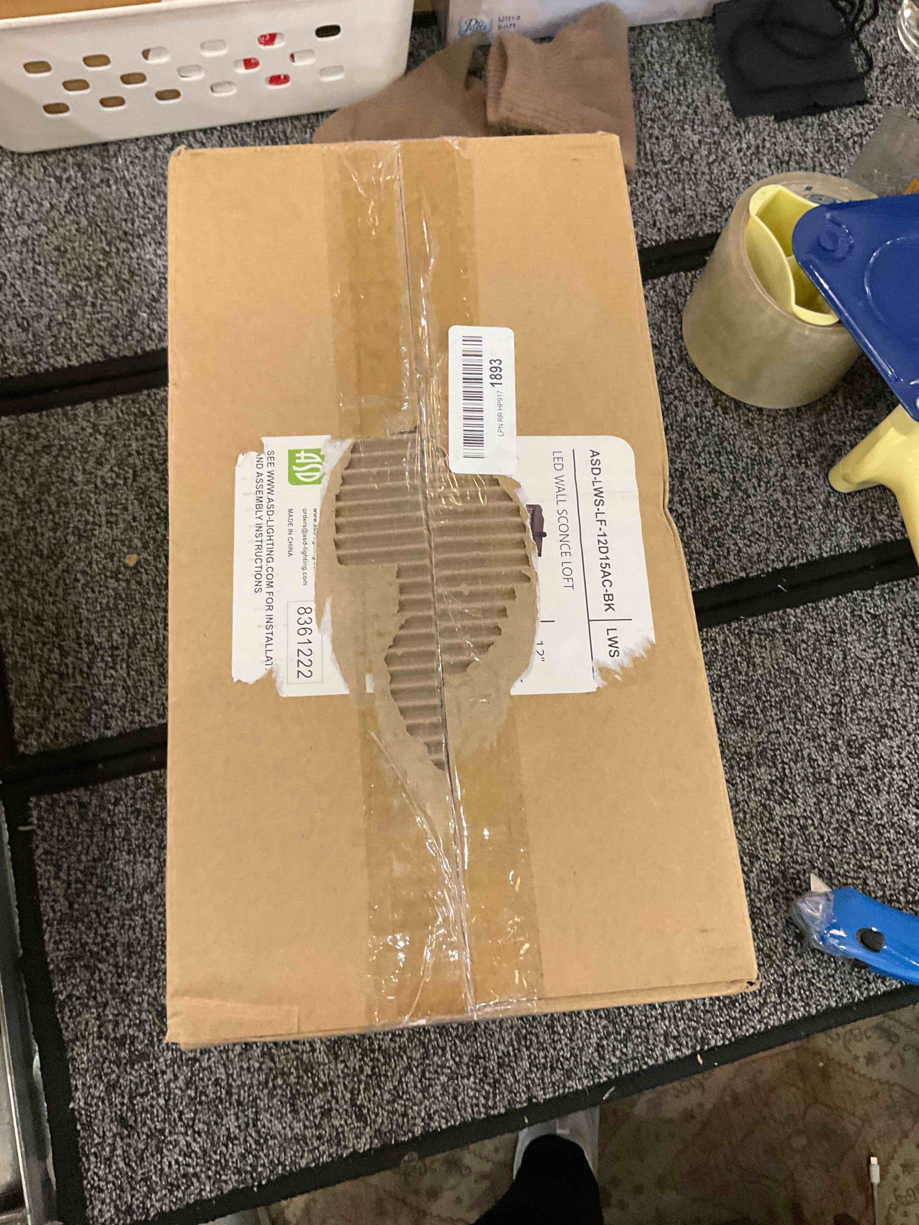 https://s3.amazonaws.com/lotting-images-prod/BargainHunt/EXS01029468_1707934520929.jpeg
