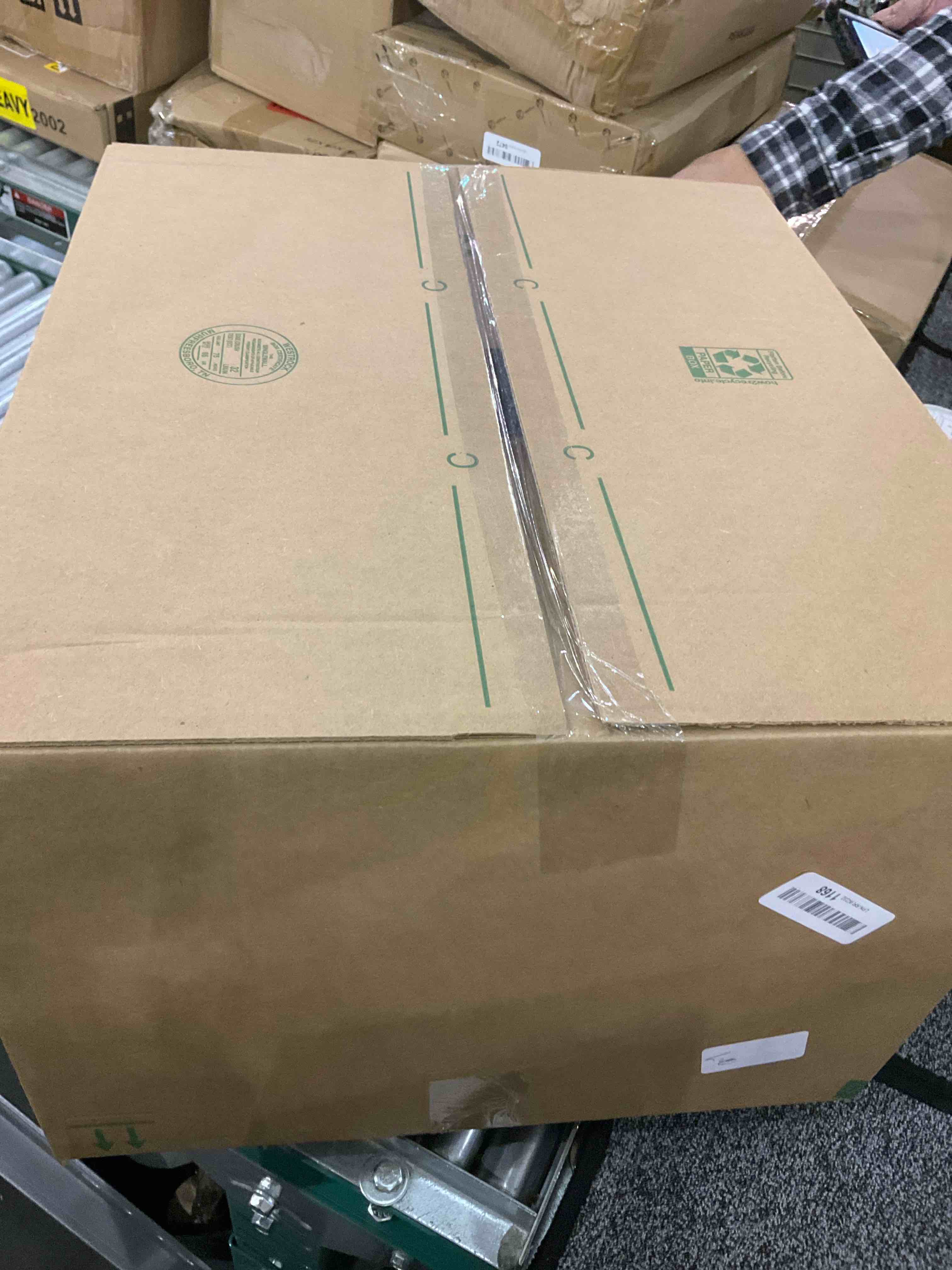 https://s3.amazonaws.com/lotting-images-prod/BargainHunt/EXS01029510_1708606959083.jpeg