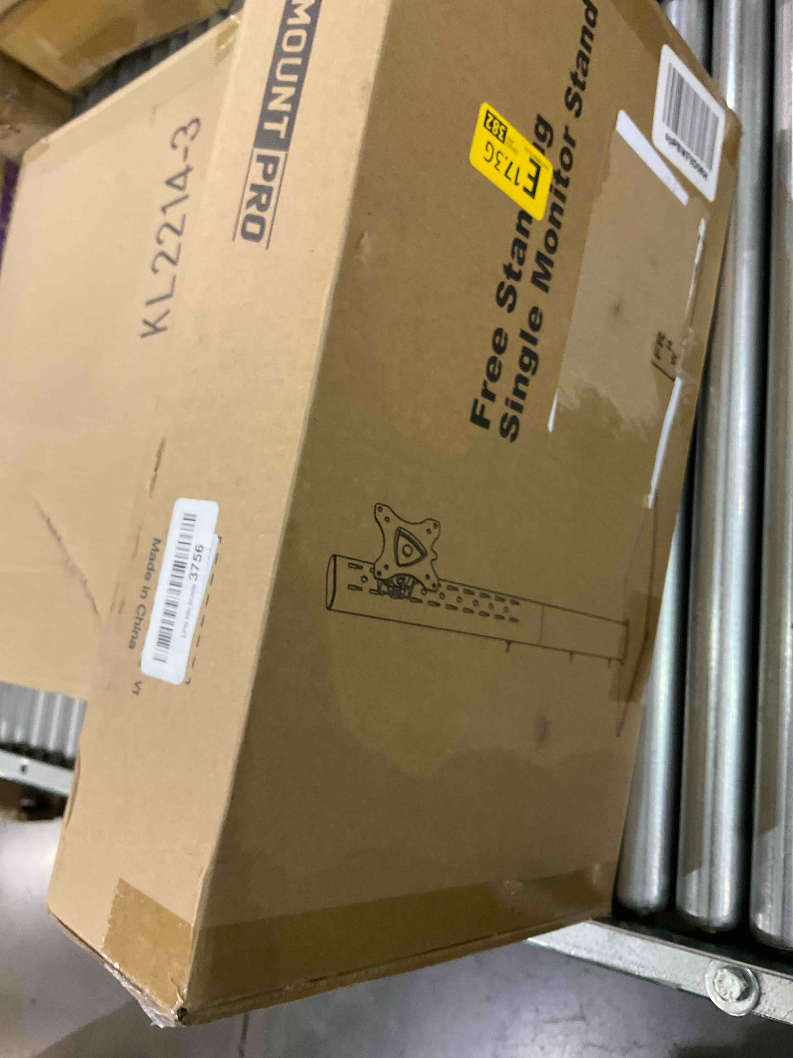https://s3.amazonaws.com/lotting-images-prod/BargainHunt/EXS01029556_1708623984433.jpeg
