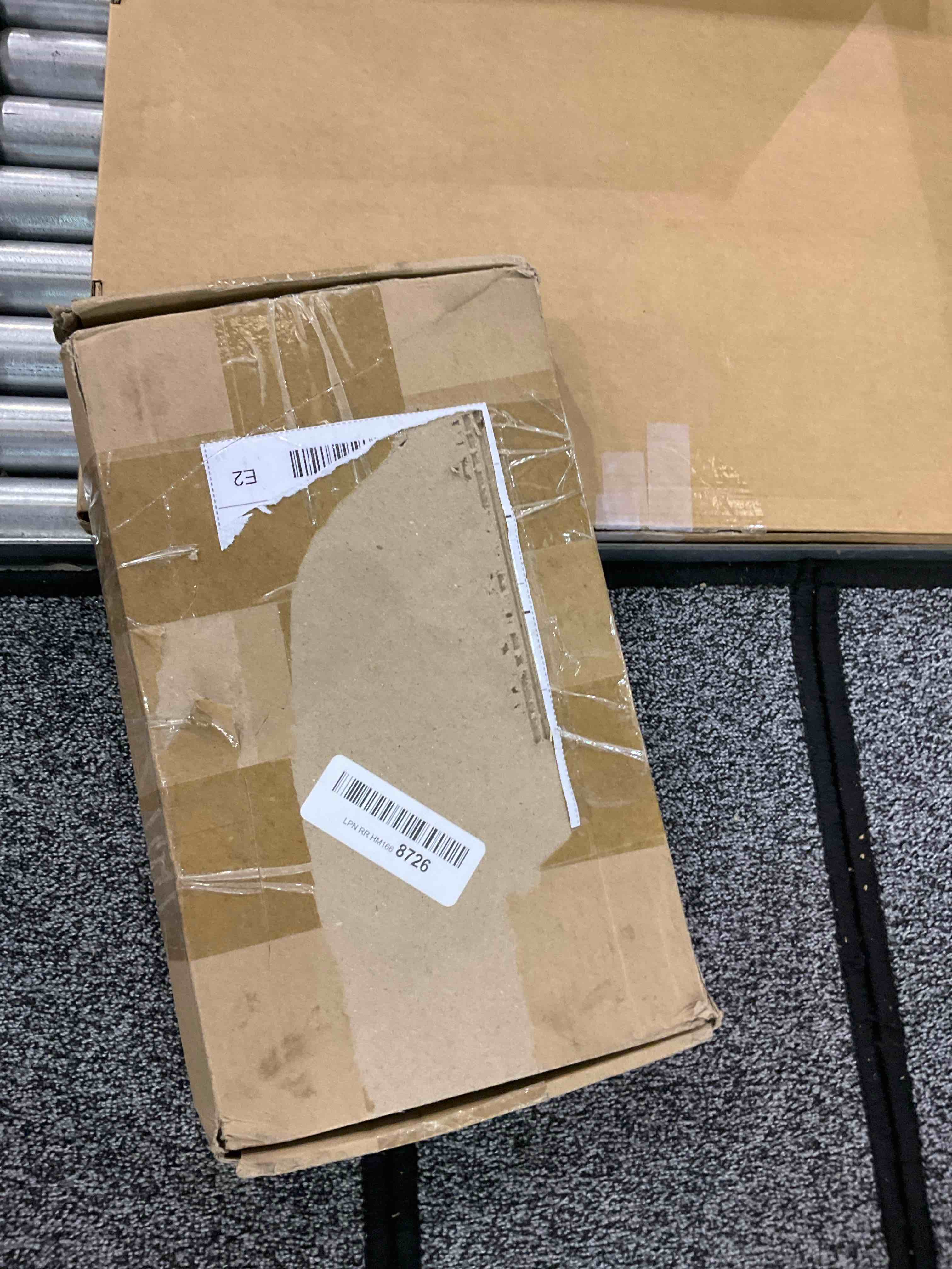 https://s3.amazonaws.com/lotting-images-prod/BargainHunt/EXS01029567_1708625458866.jpeg