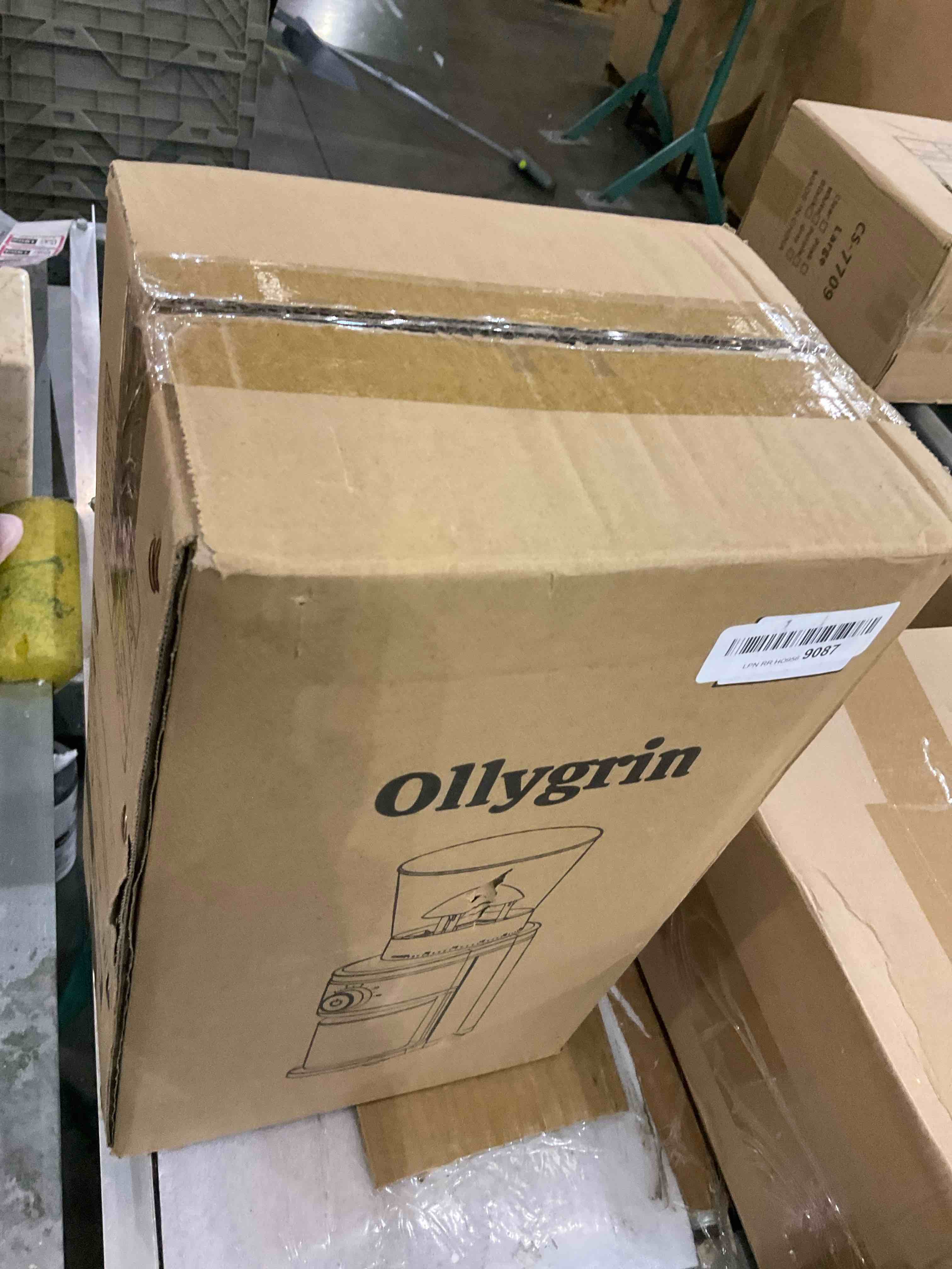 https://s3.amazonaws.com/lotting-images-prod/BargainHunt/EXS01029778_1709046816515.jpeg