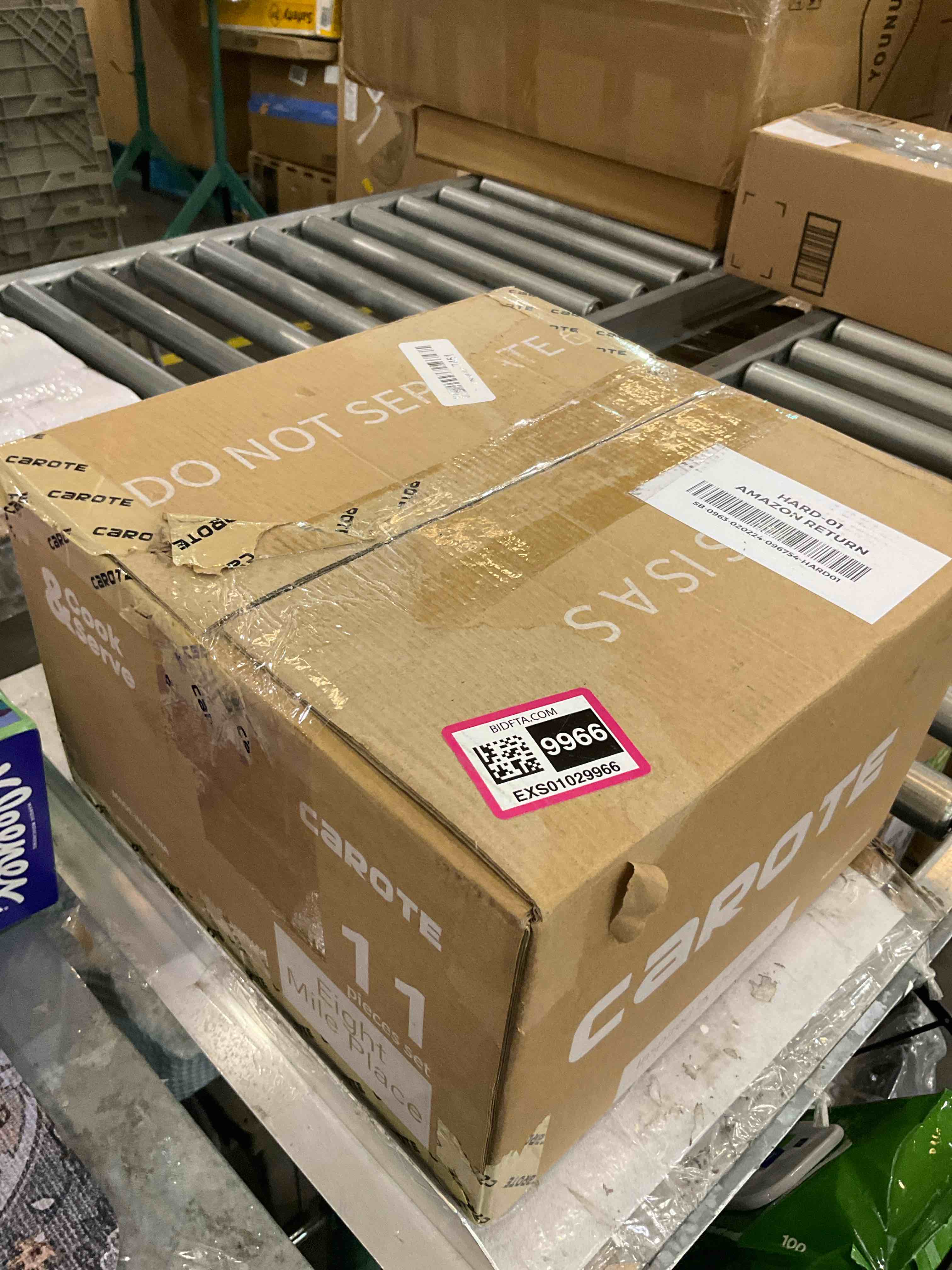 https://s3.amazonaws.com/lotting-images-prod/BargainHunt/EXS01029966_1709835576456.jpeg