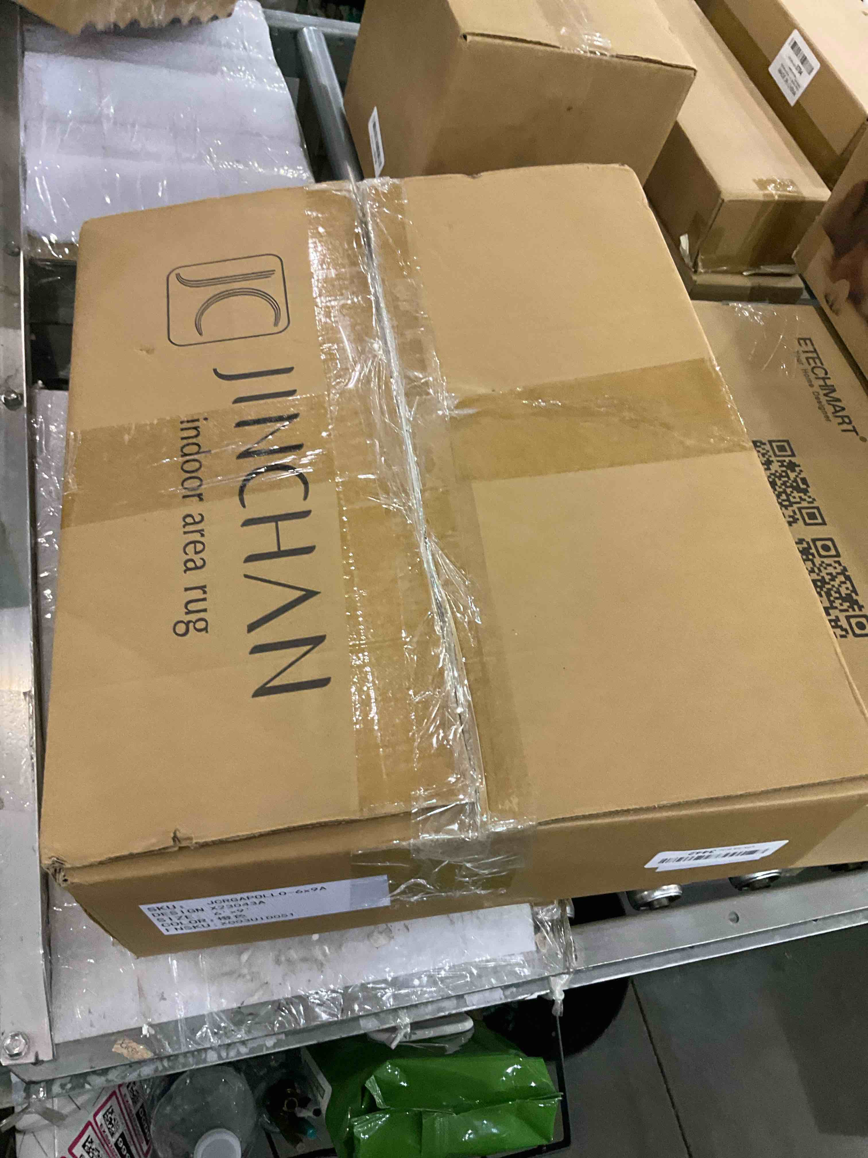 https://s3.amazonaws.com/lotting-images-prod/BargainHunt/EXS01029988_1709556684825.jpeg