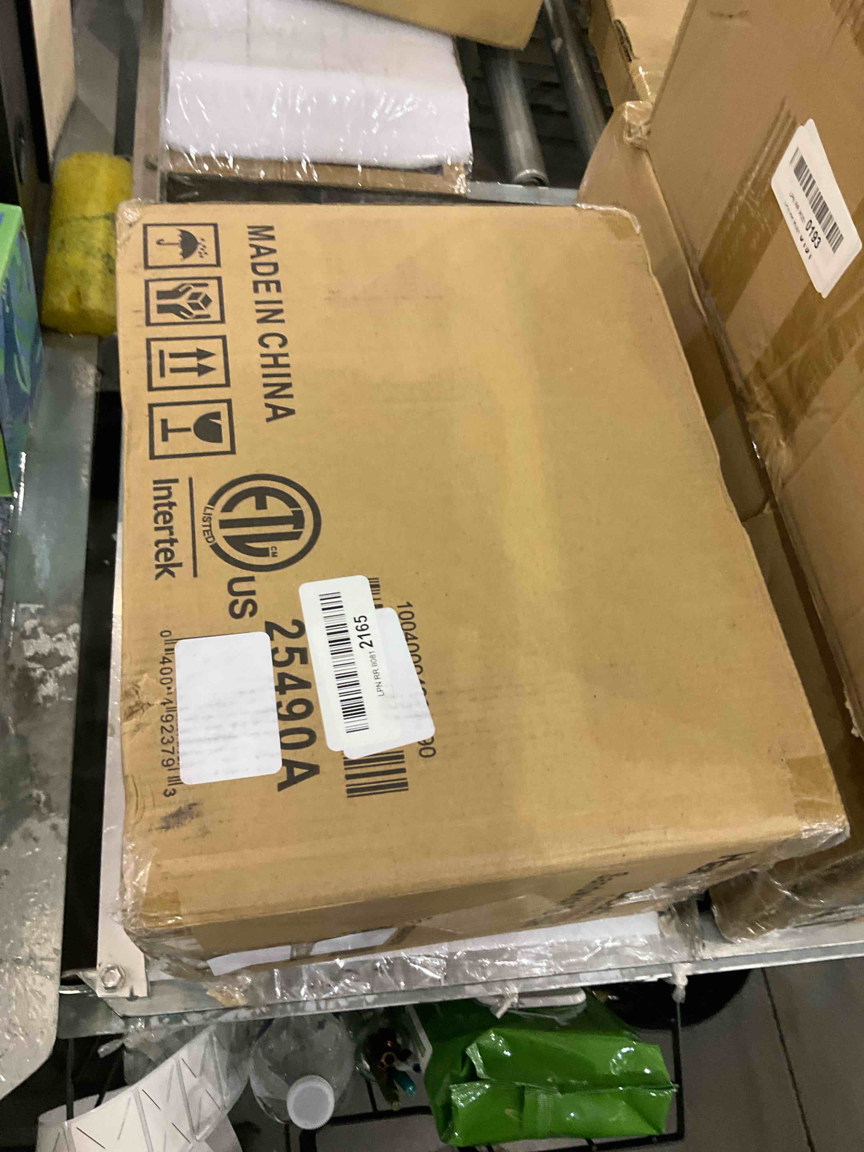 https://s3.amazonaws.com/lotting-images-prod/BargainHunt/EXS01029996_1709557799639.jpeg