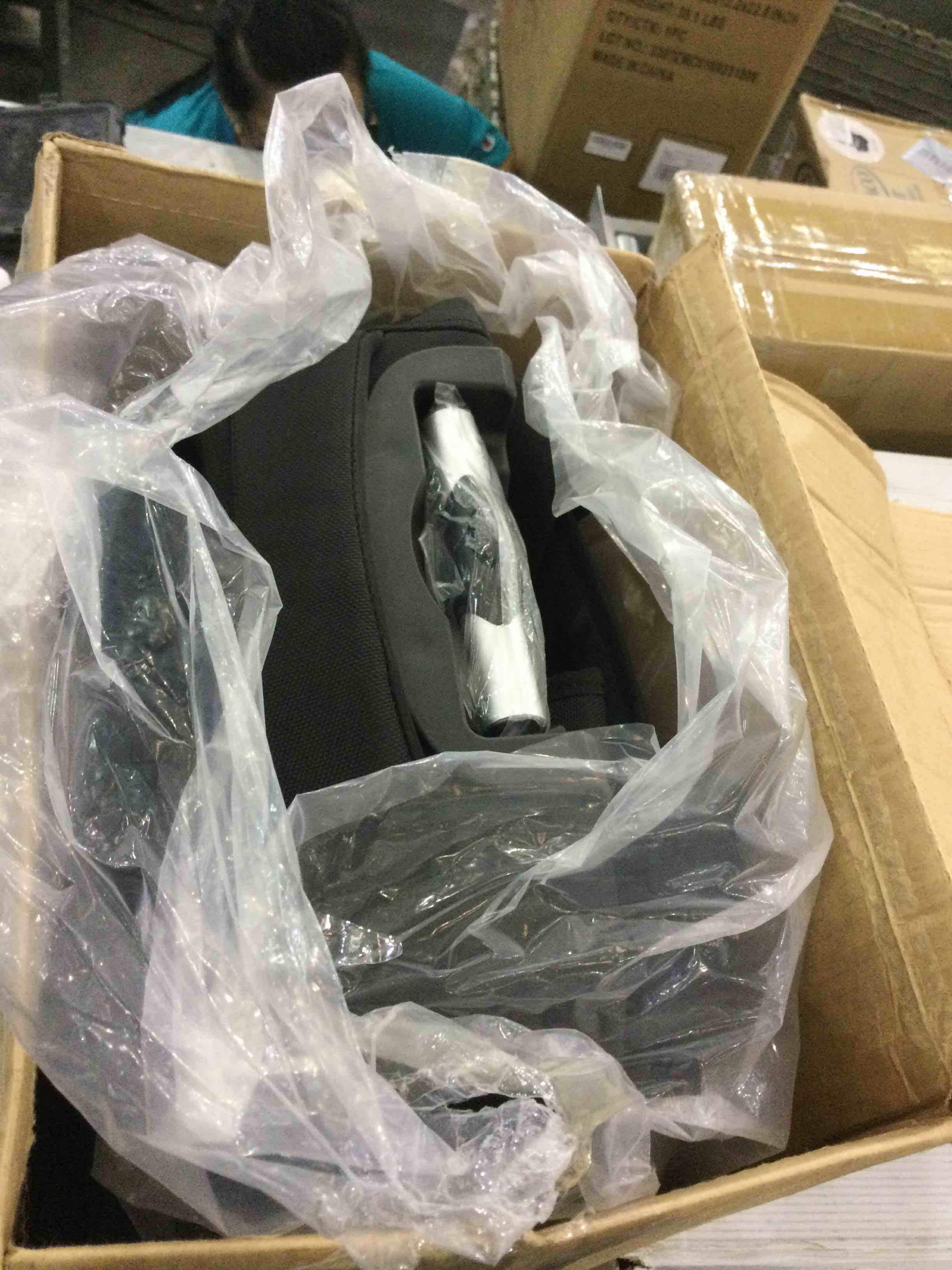 https://s3.amazonaws.com/lotting-images-prod/BargainHunt/EXS01030105_1709148029919.jpeg