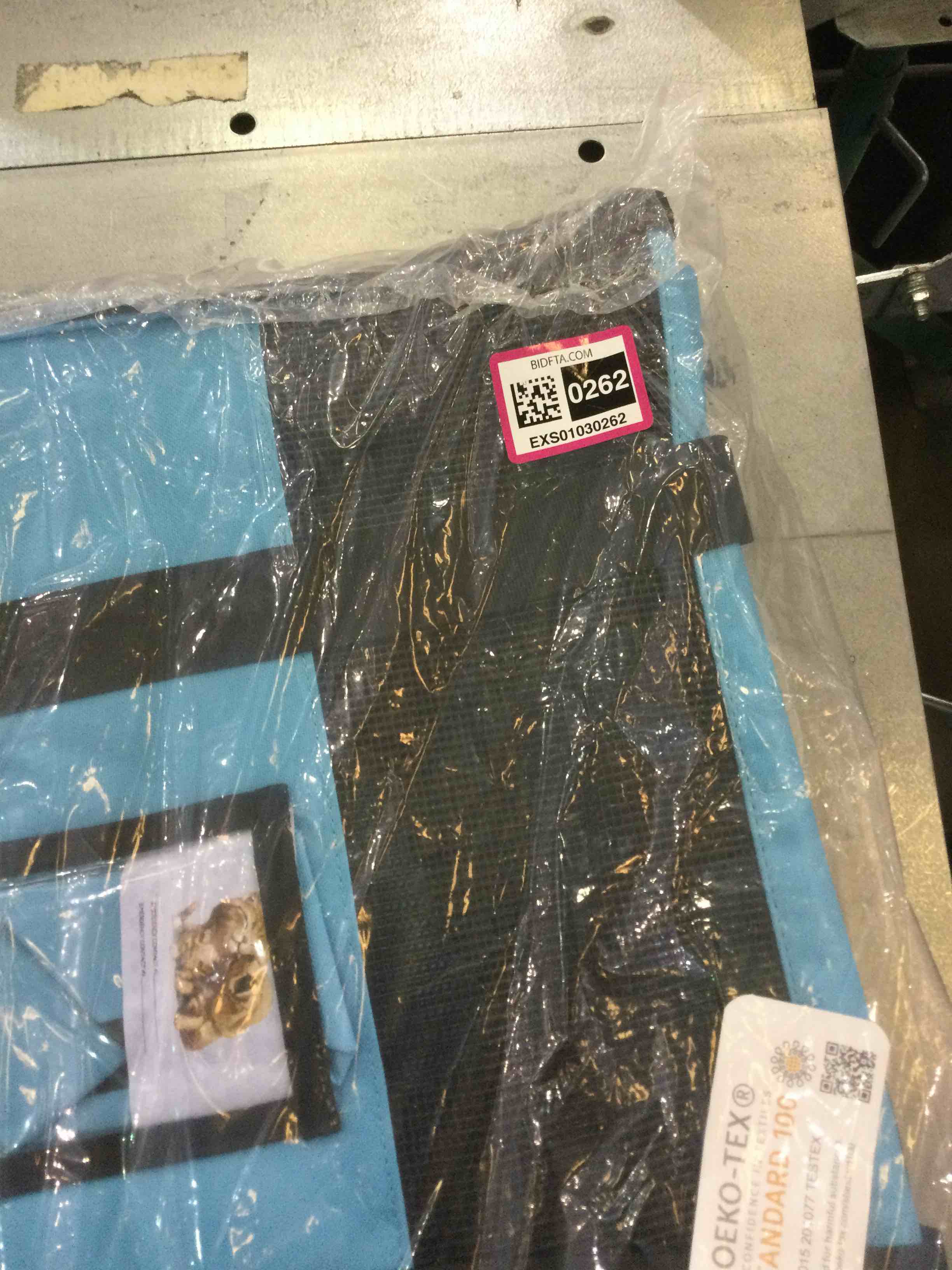 https://s3.amazonaws.com/lotting-images-prod/BargainHunt/EXS01030262_1709228947895.jpeg