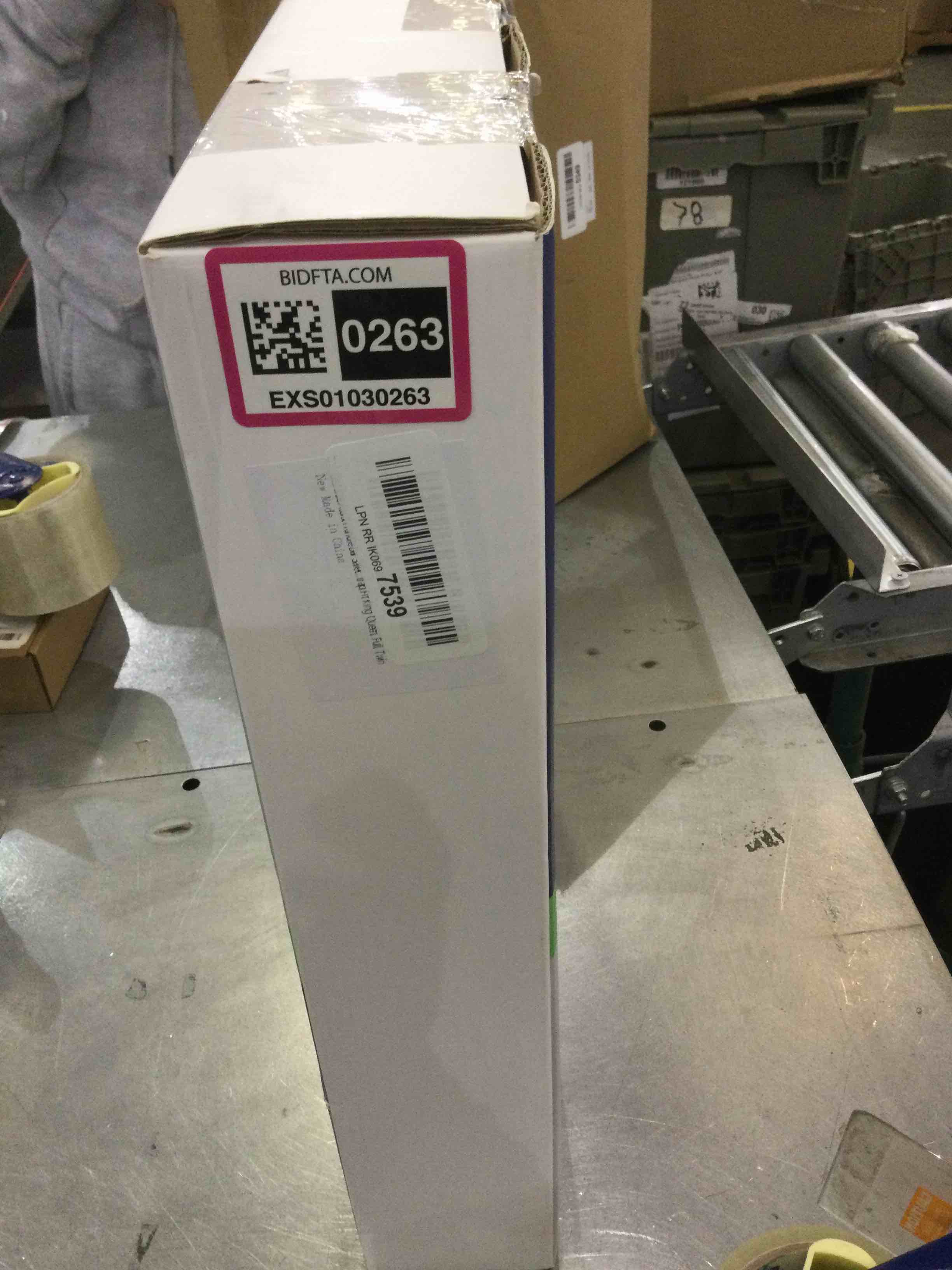 https://s3.amazonaws.com/lotting-images-prod/BargainHunt/EXS01030263_1709229033237.jpeg