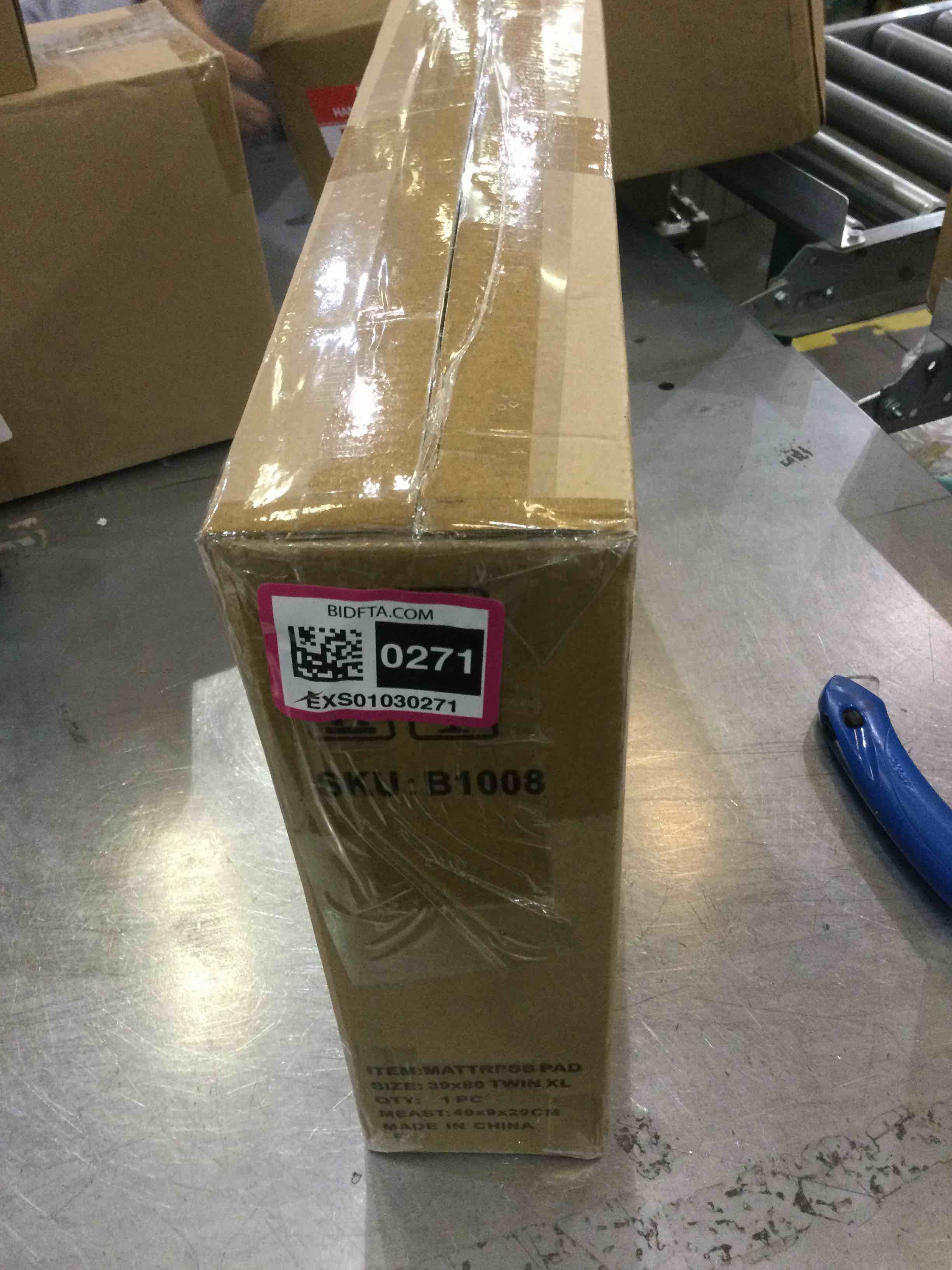 https://s3.amazonaws.com/lotting-images-prod/BargainHunt/EXS01030271_1709230159570.jpeg