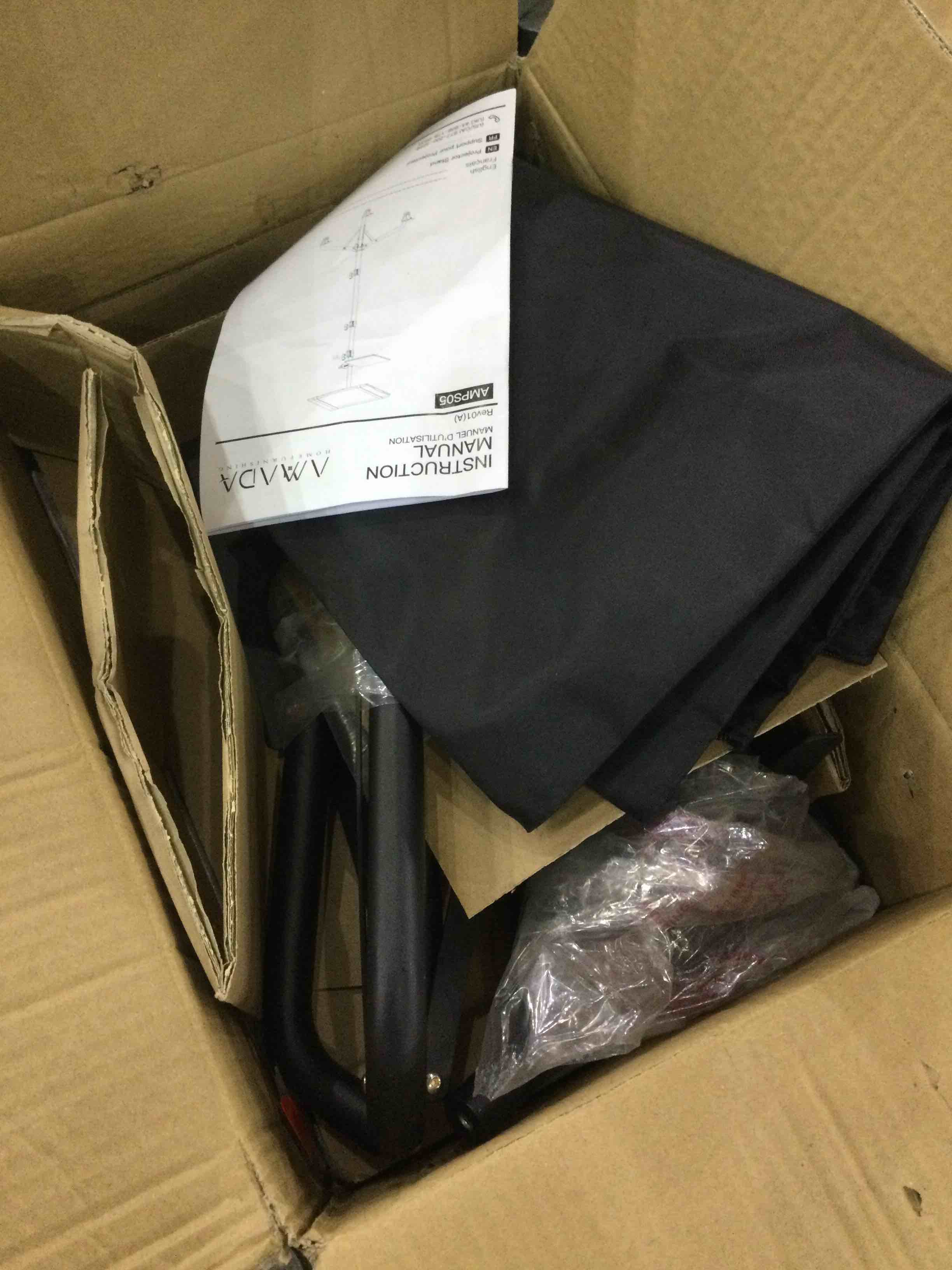 https://s3.amazonaws.com/lotting-images-prod/BargainHunt/EXS01030401_1709298966664.jpeg
