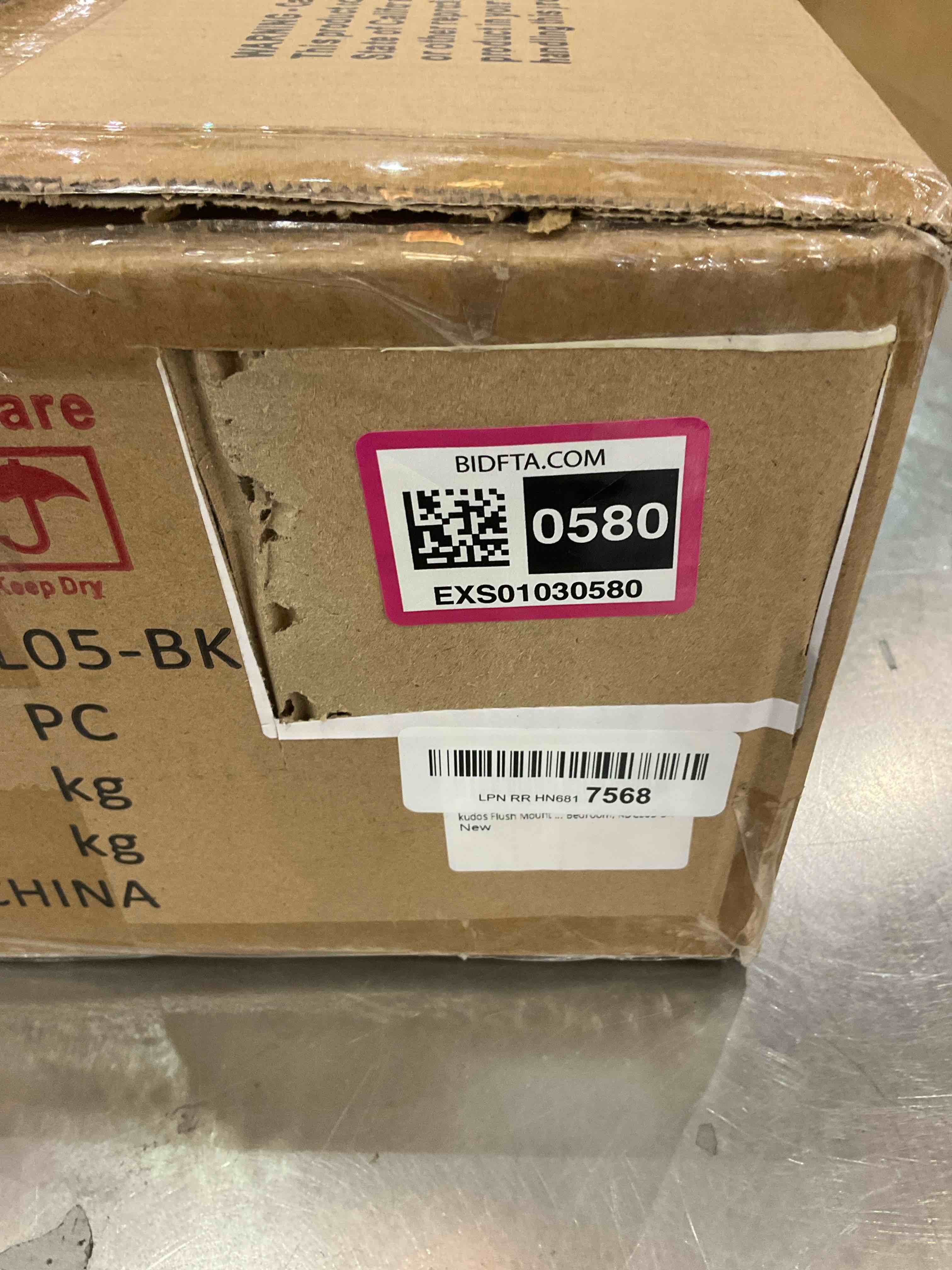 https://s3.amazonaws.com/lotting-images-prod/BargainHunt/EXS01030580_1710775632698.jpeg