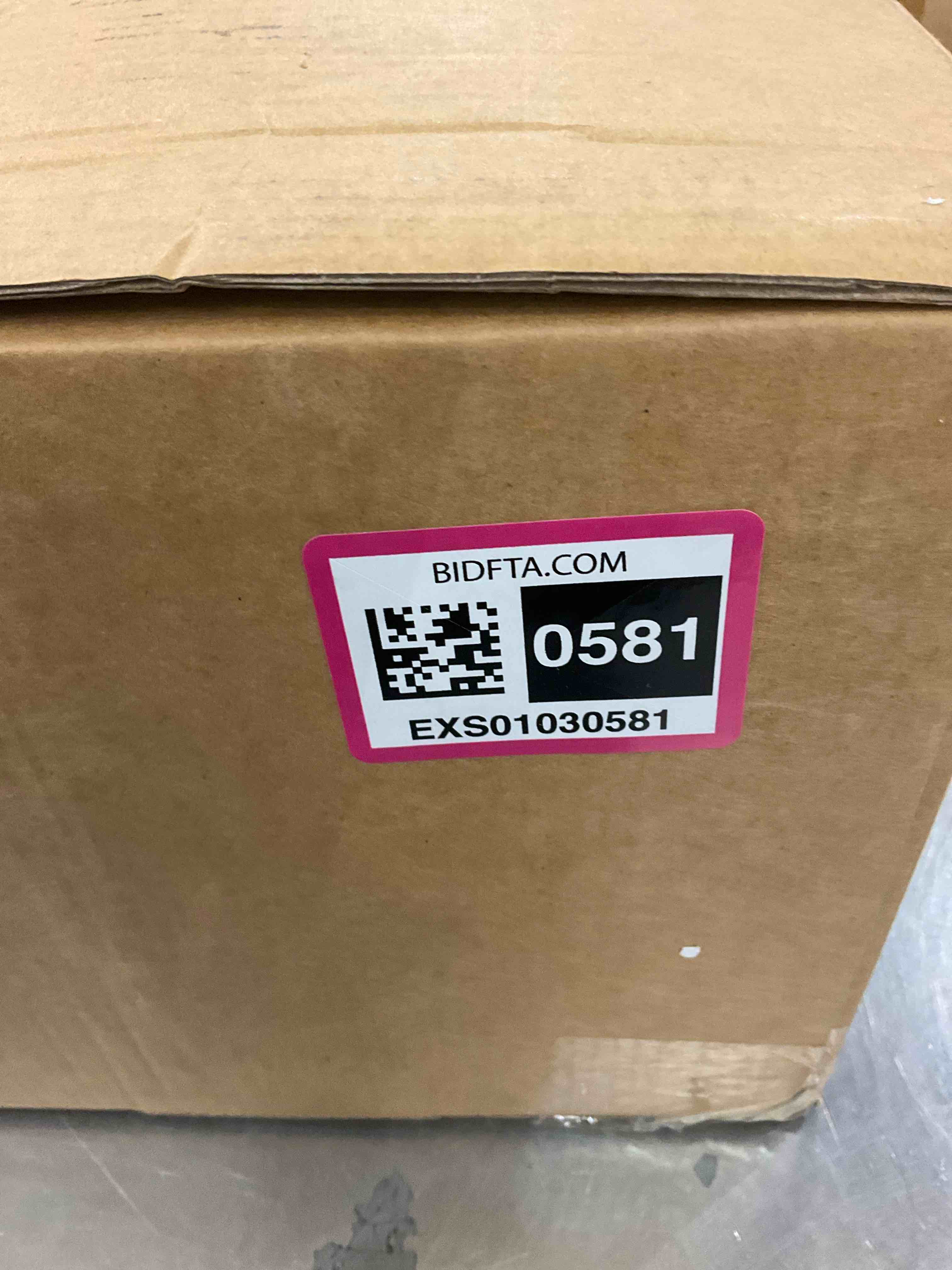 https://s3.amazonaws.com/lotting-images-prod/BargainHunt/EXS01030581_1710776582616.jpeg