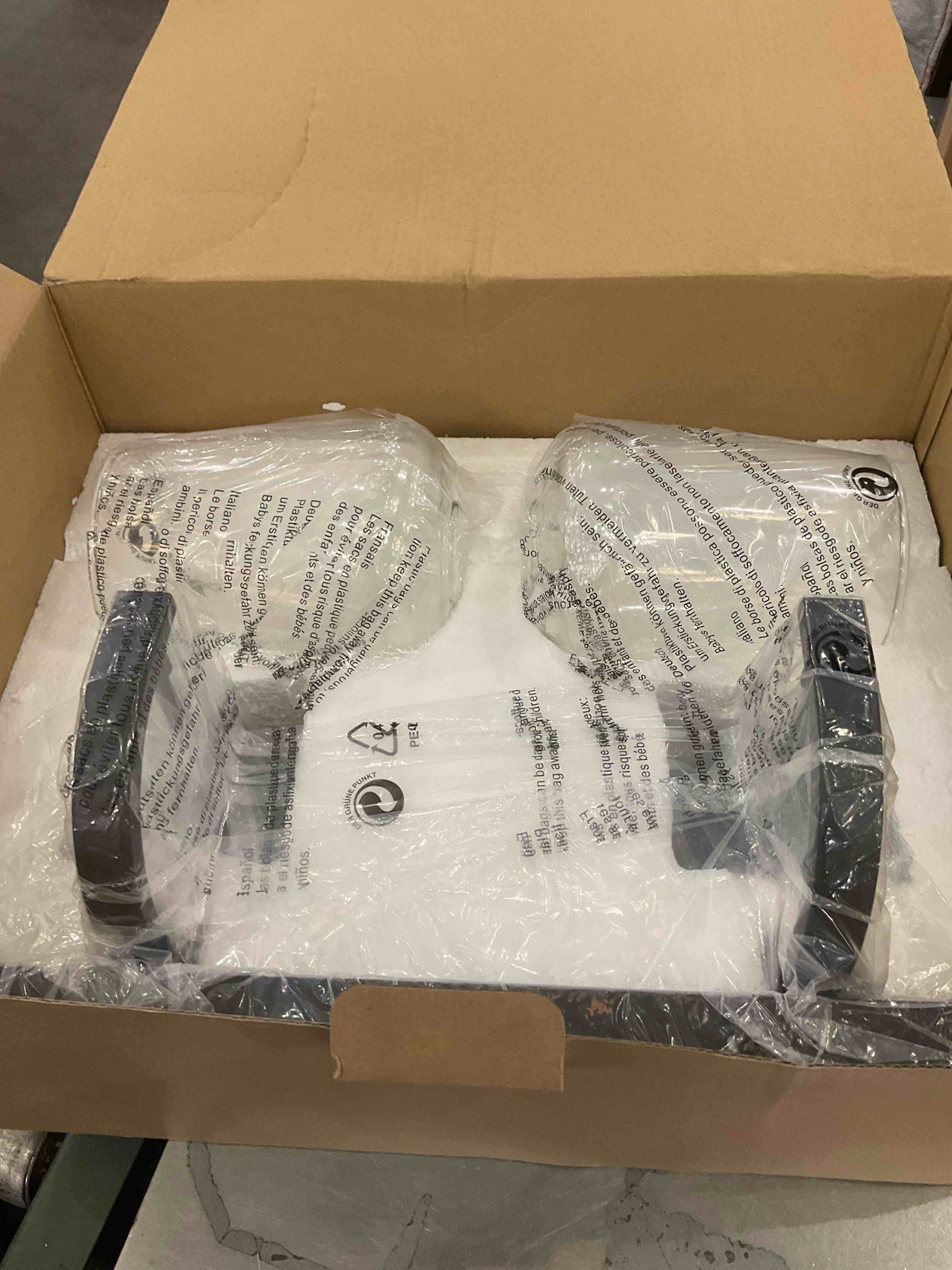 https://s3.amazonaws.com/lotting-images-prod/BargainHunt/EXS01030805_1710949065154.jpeg