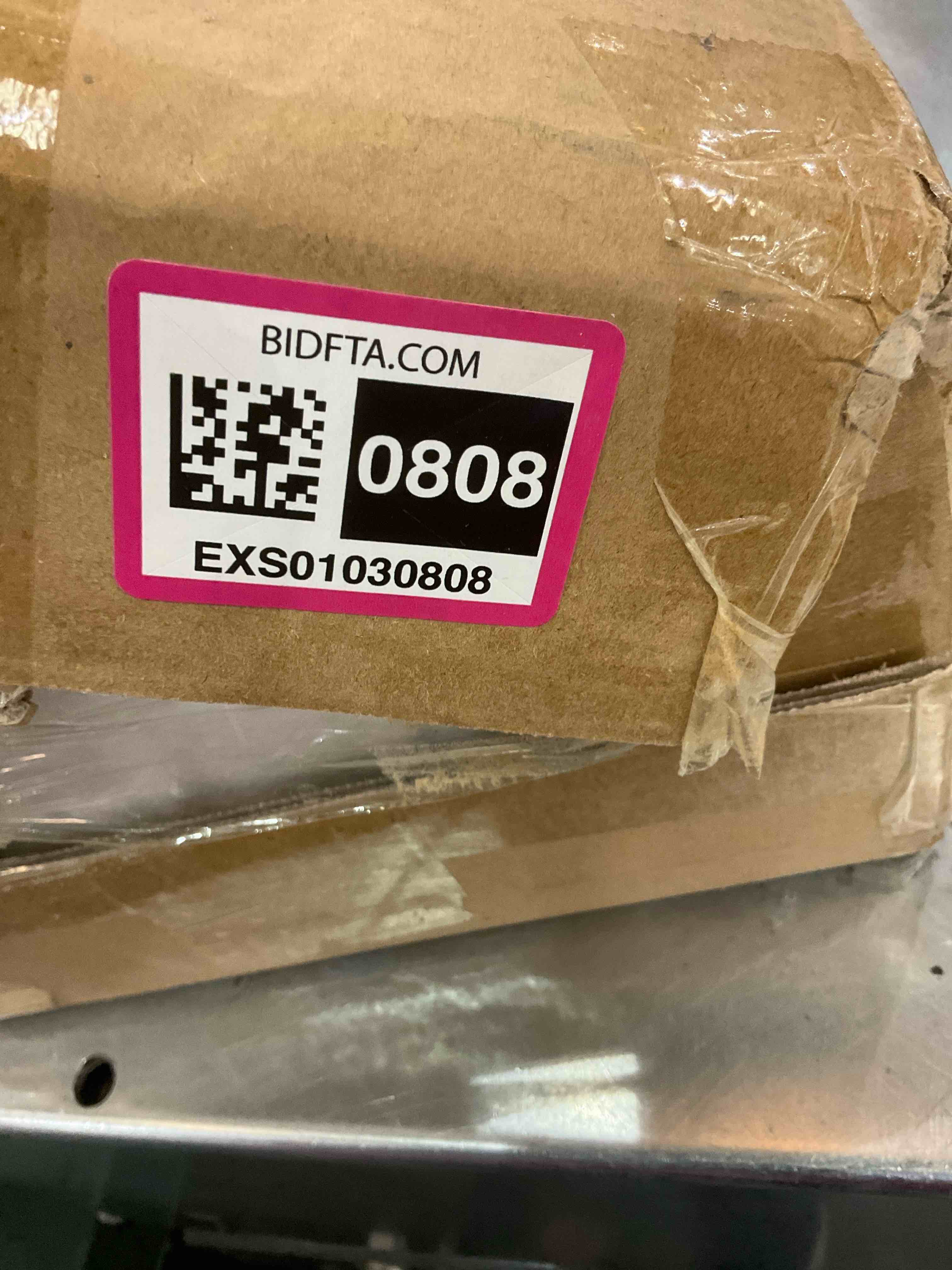 https://s3.amazonaws.com/lotting-images-prod/BargainHunt/EXS01030808_1710949422243.jpeg