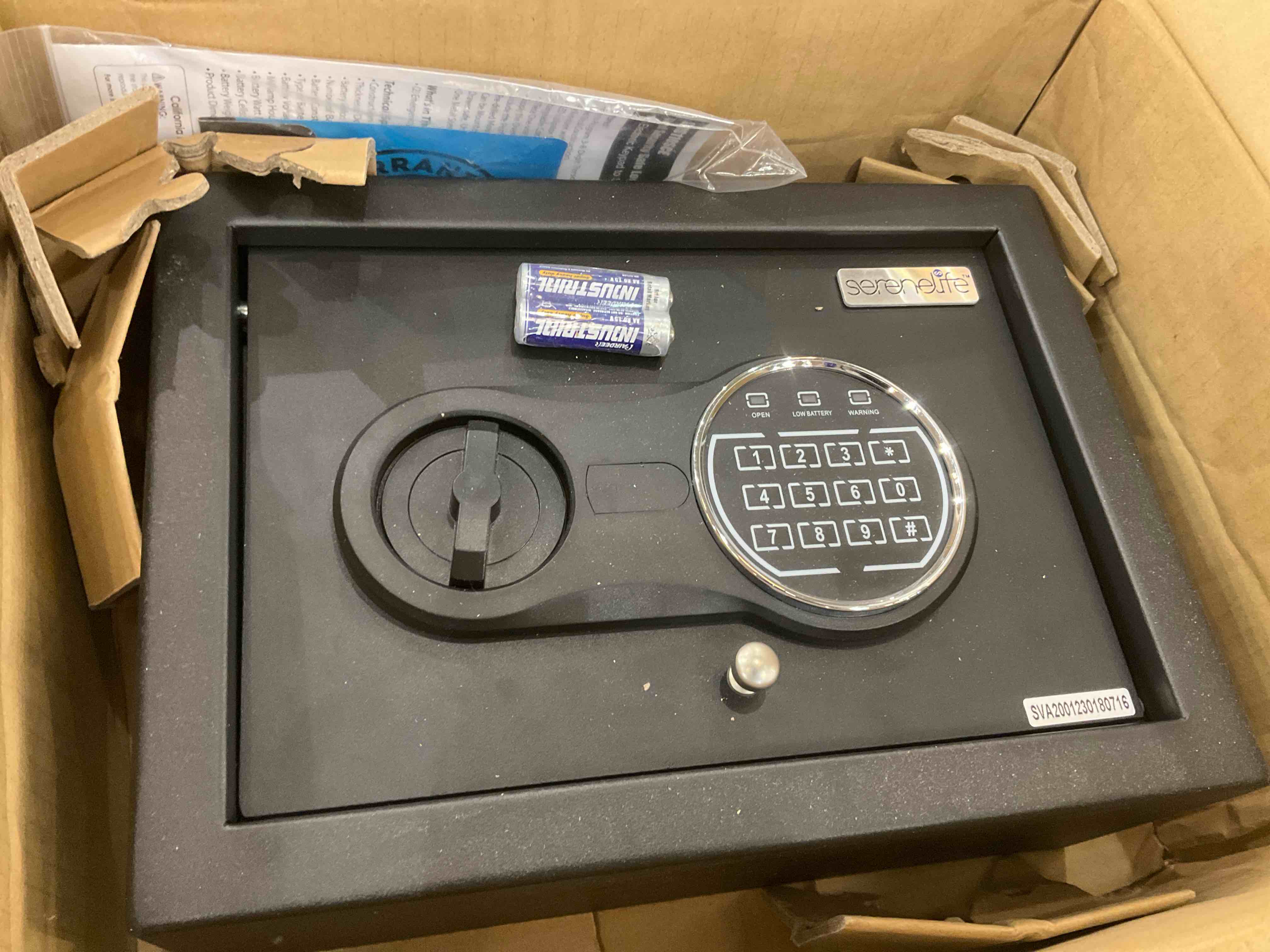 https://s3.amazonaws.com/lotting-images-prod/BargainHunt/EXS01031094_1709839748691.jpeg