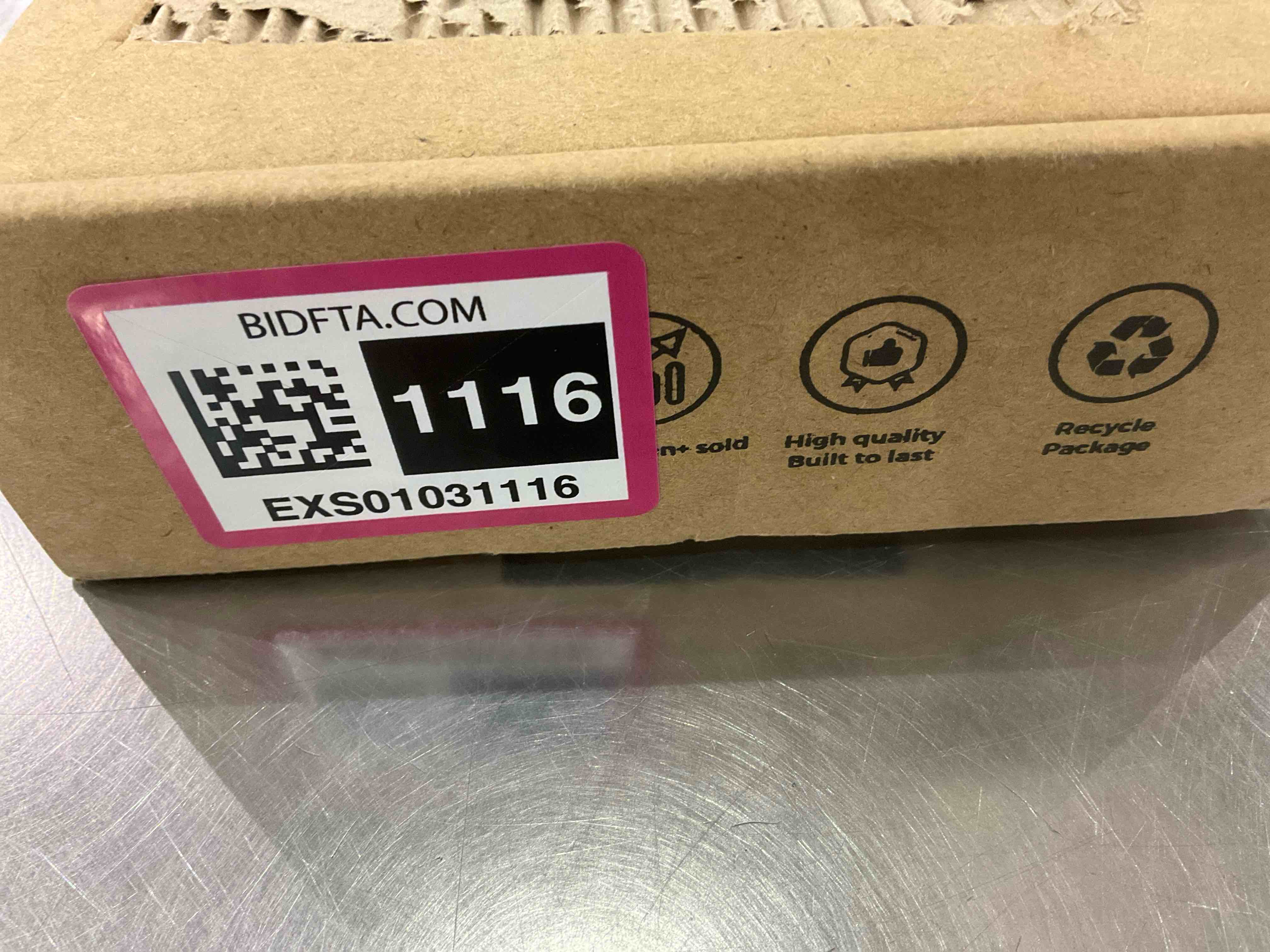 https://s3.amazonaws.com/lotting-images-prod/BargainHunt/EXS01031116_1709900143220.jpeg