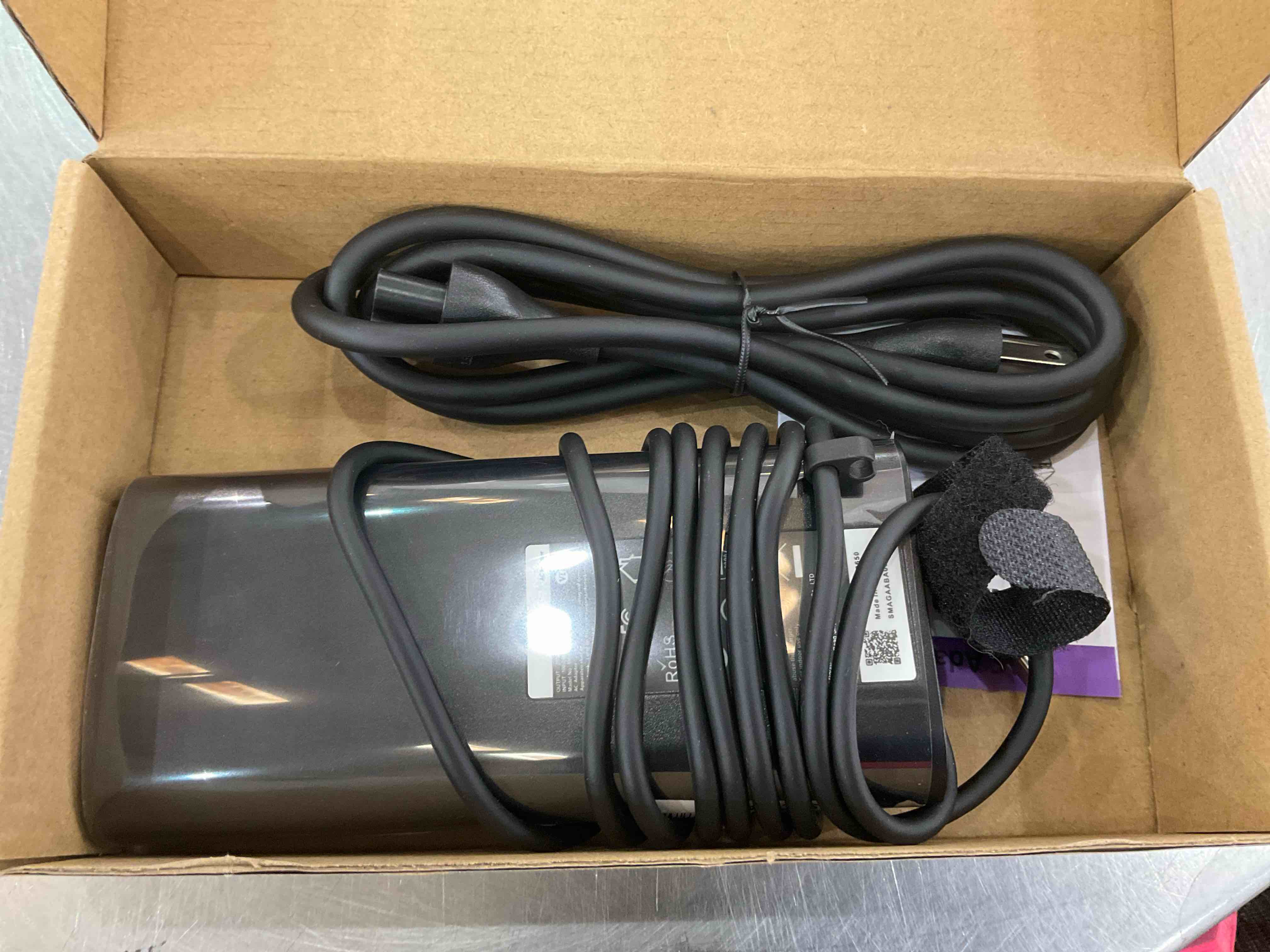 https://s3.amazonaws.com/lotting-images-prod/BargainHunt/EXS01031241_1709923696053.jpeg