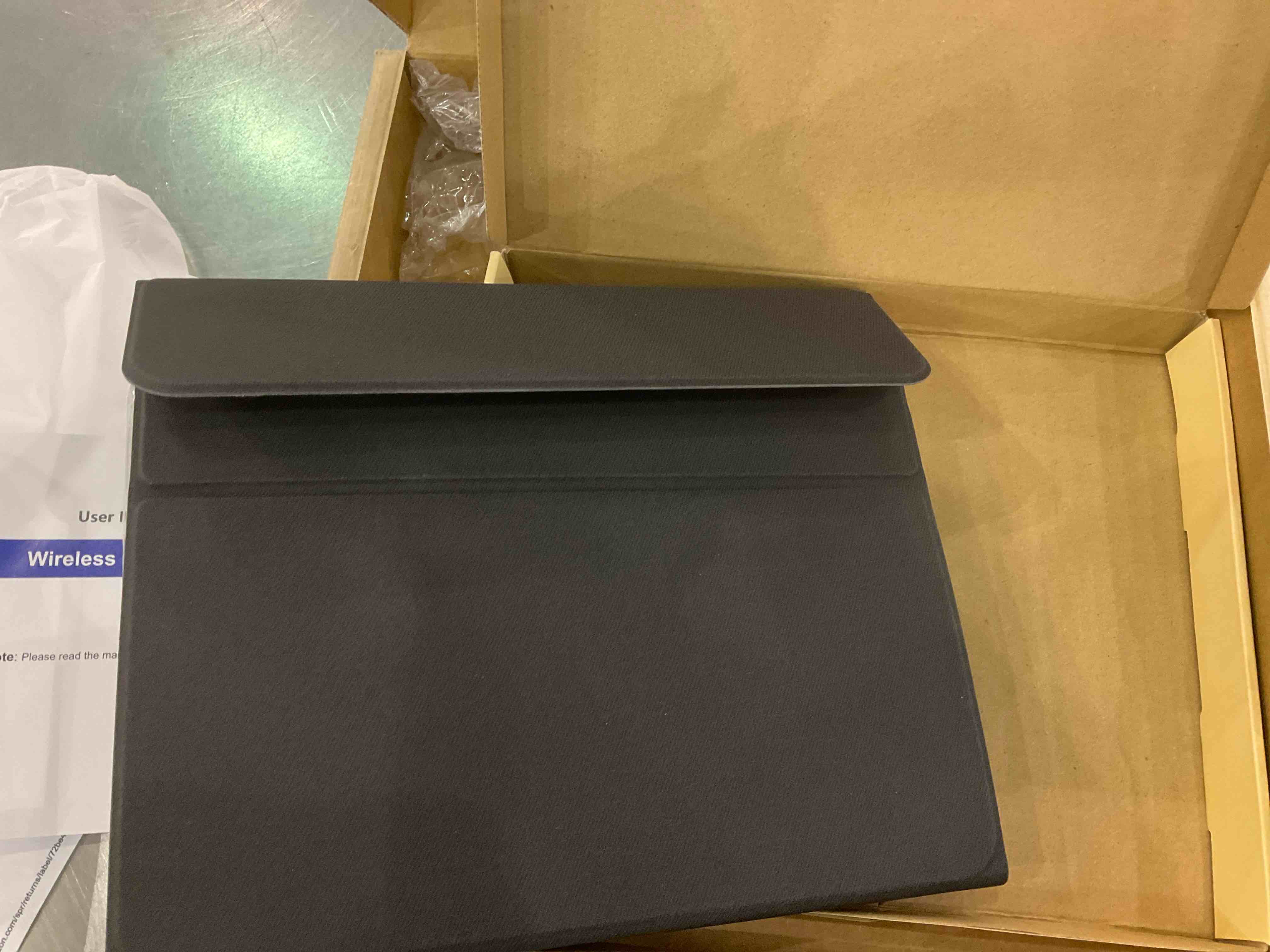 https://s3.amazonaws.com/lotting-images-prod/BargainHunt/EXS01031267_1710155745104.jpeg