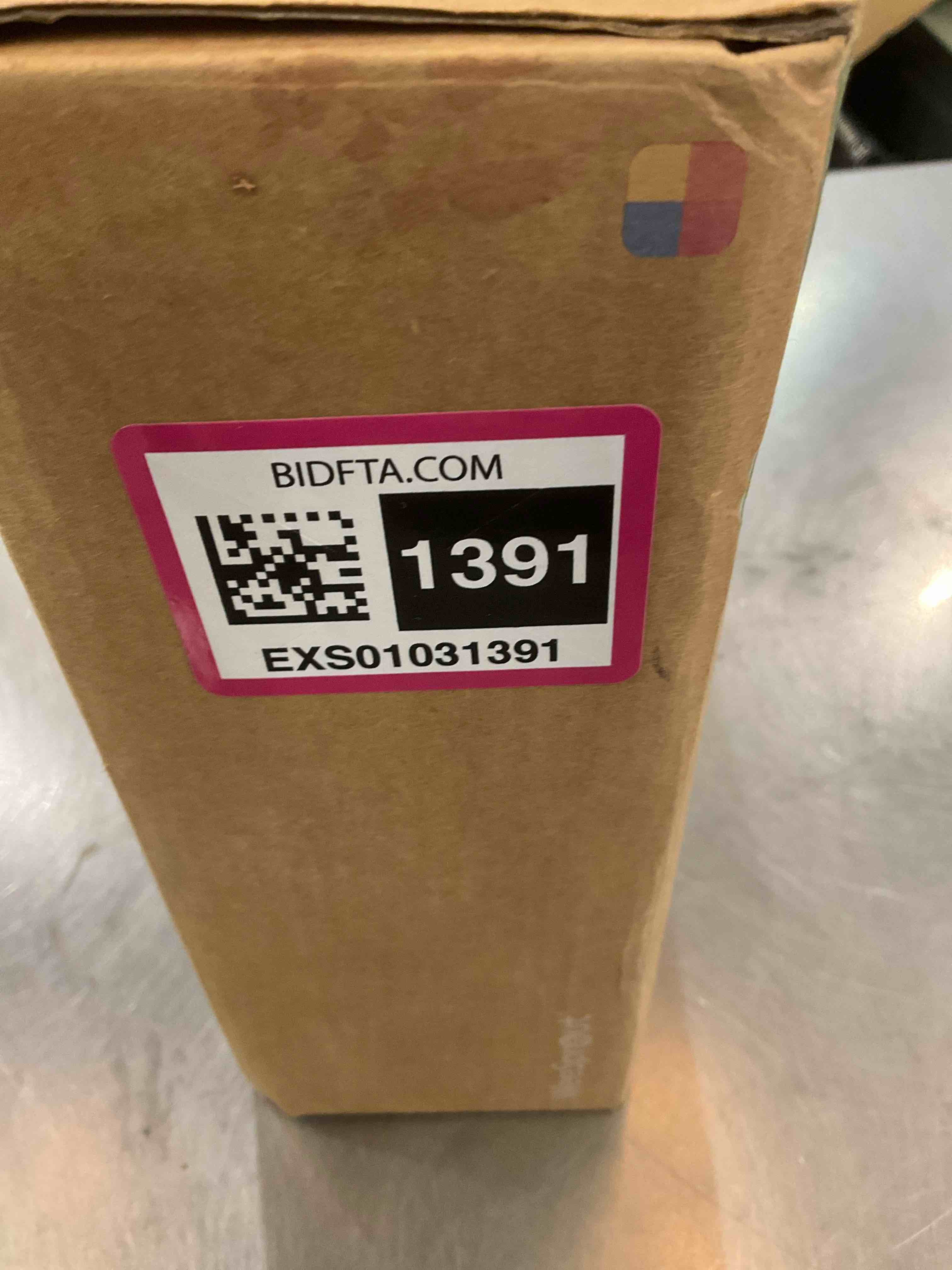 https://s3.amazonaws.com/lotting-images-prod/BargainHunt/EXS01031391_1710181615589.jpeg