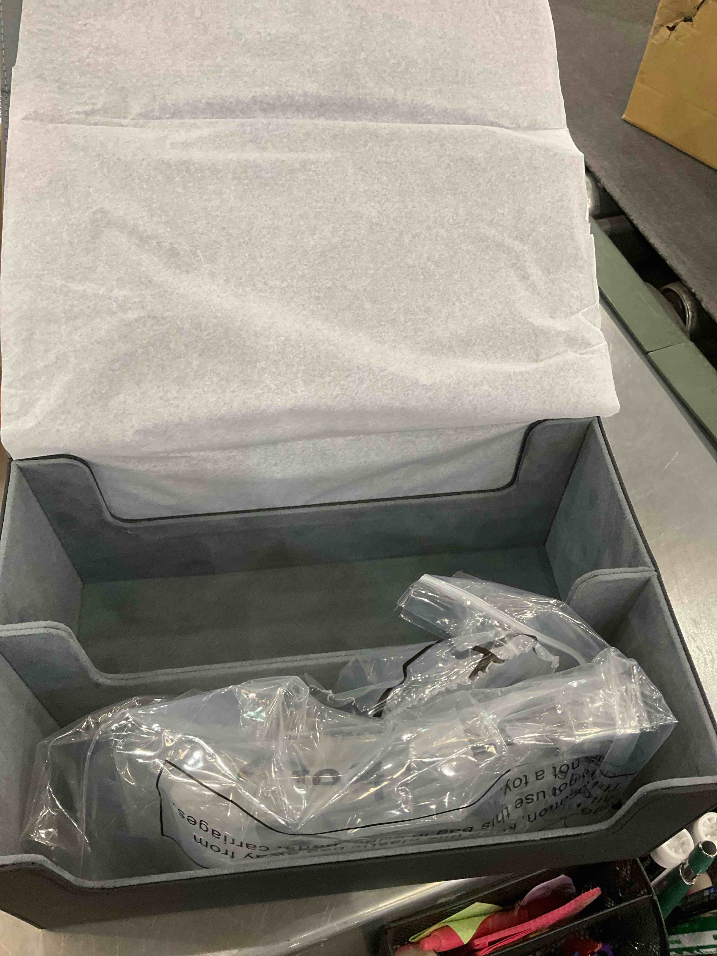 https://s3.amazonaws.com/lotting-images-prod/BargainHunt/EXS01031473_1710253581265.jpeg