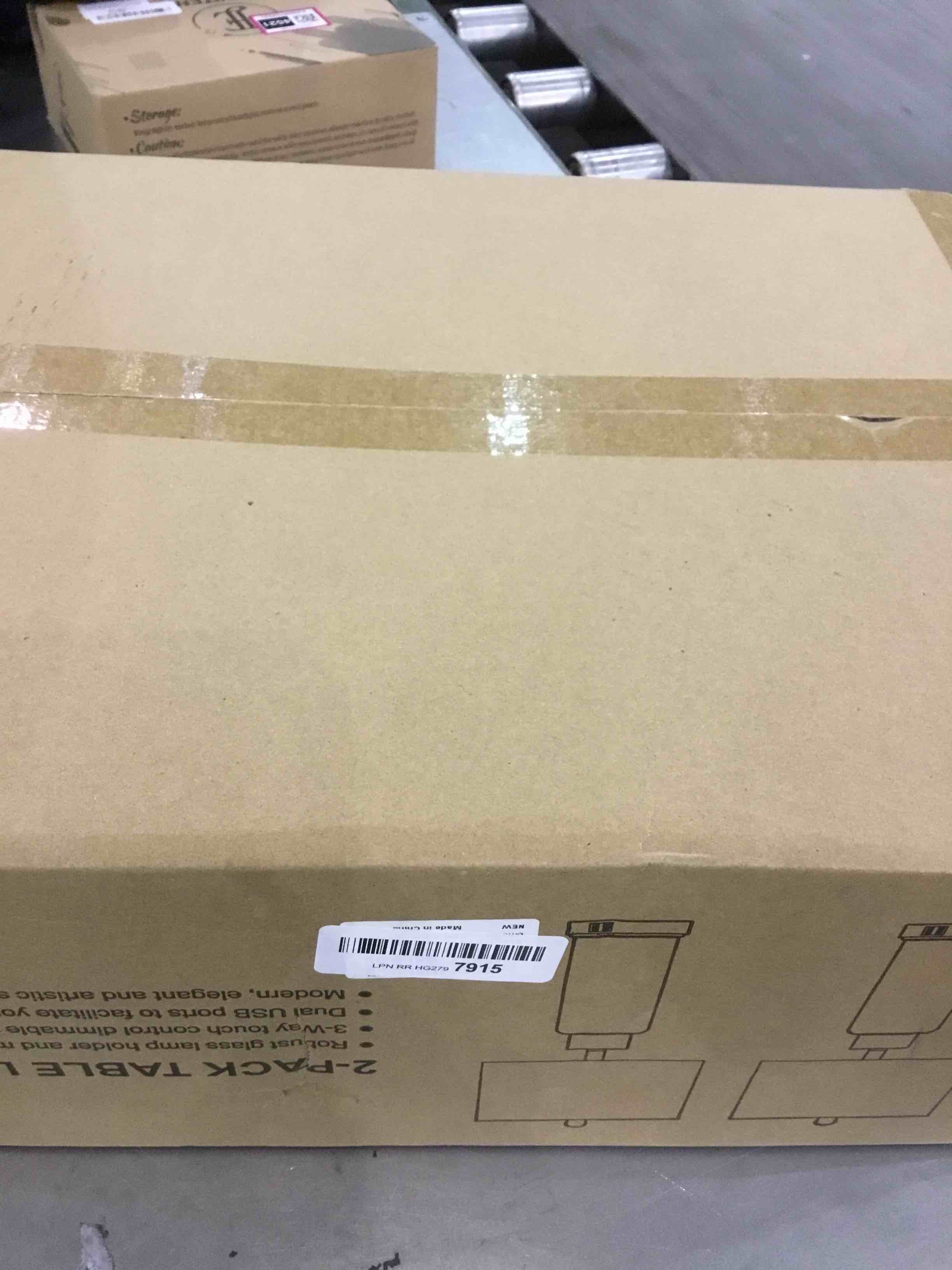 https://s3.amazonaws.com/lotting-images-prod/BargainHunt/EXS01031710_1707918257411.jpeg