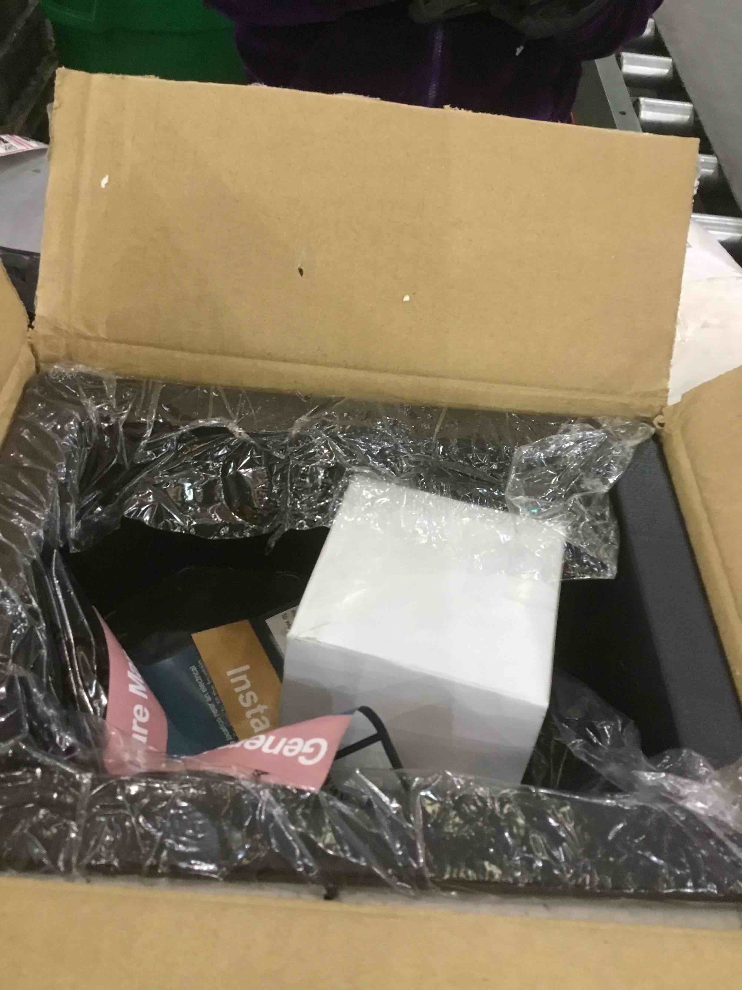 https://s3.amazonaws.com/lotting-images-prod/BargainHunt/EXS01031716_1707920968576.jpeg