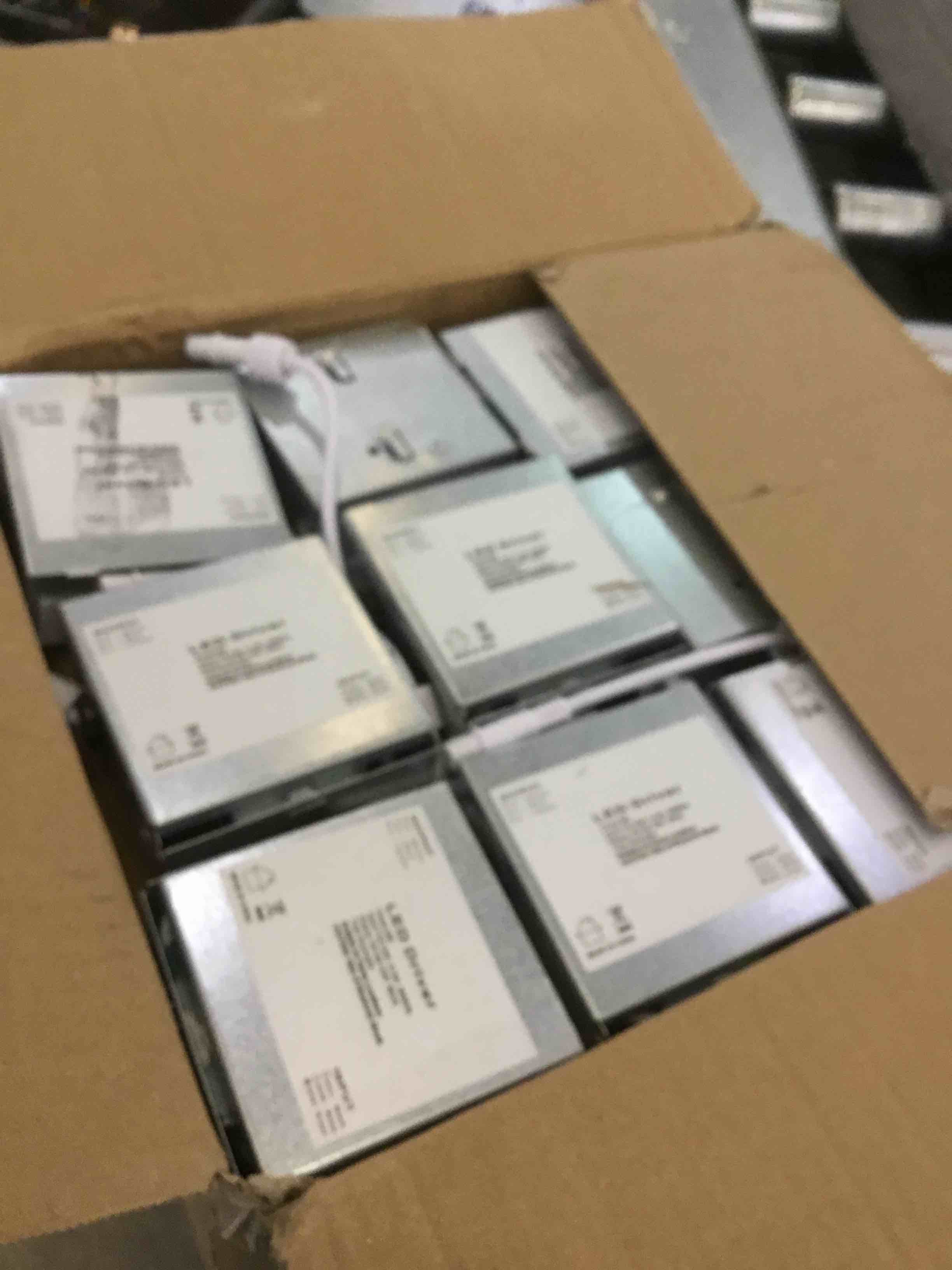 https://s3.amazonaws.com/lotting-images-prod/BargainHunt/EXS01031840_1708019214662.jpeg