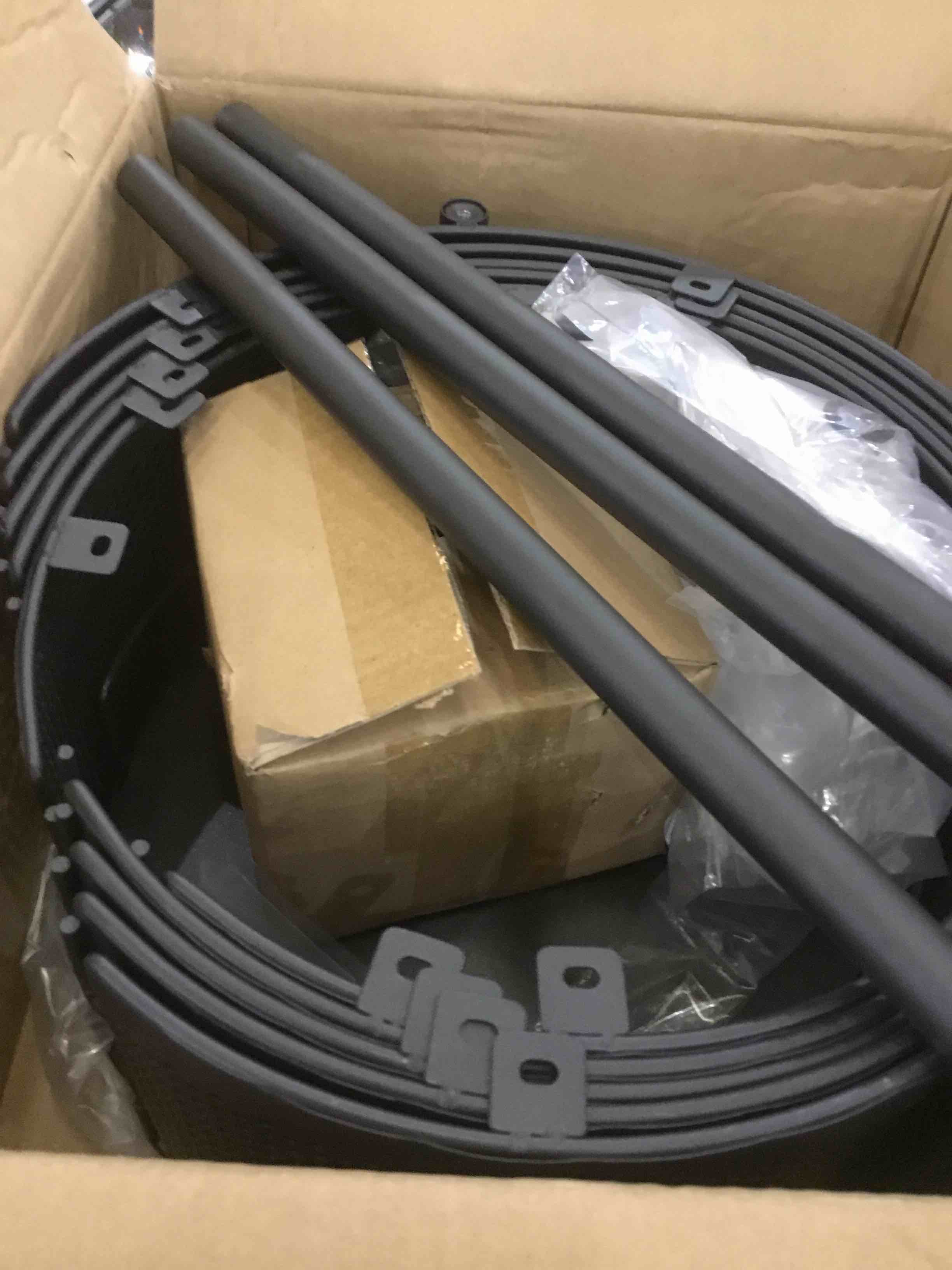 https://s3.amazonaws.com/lotting-images-prod/BargainHunt/EXS01031861_1708025411280.jpeg