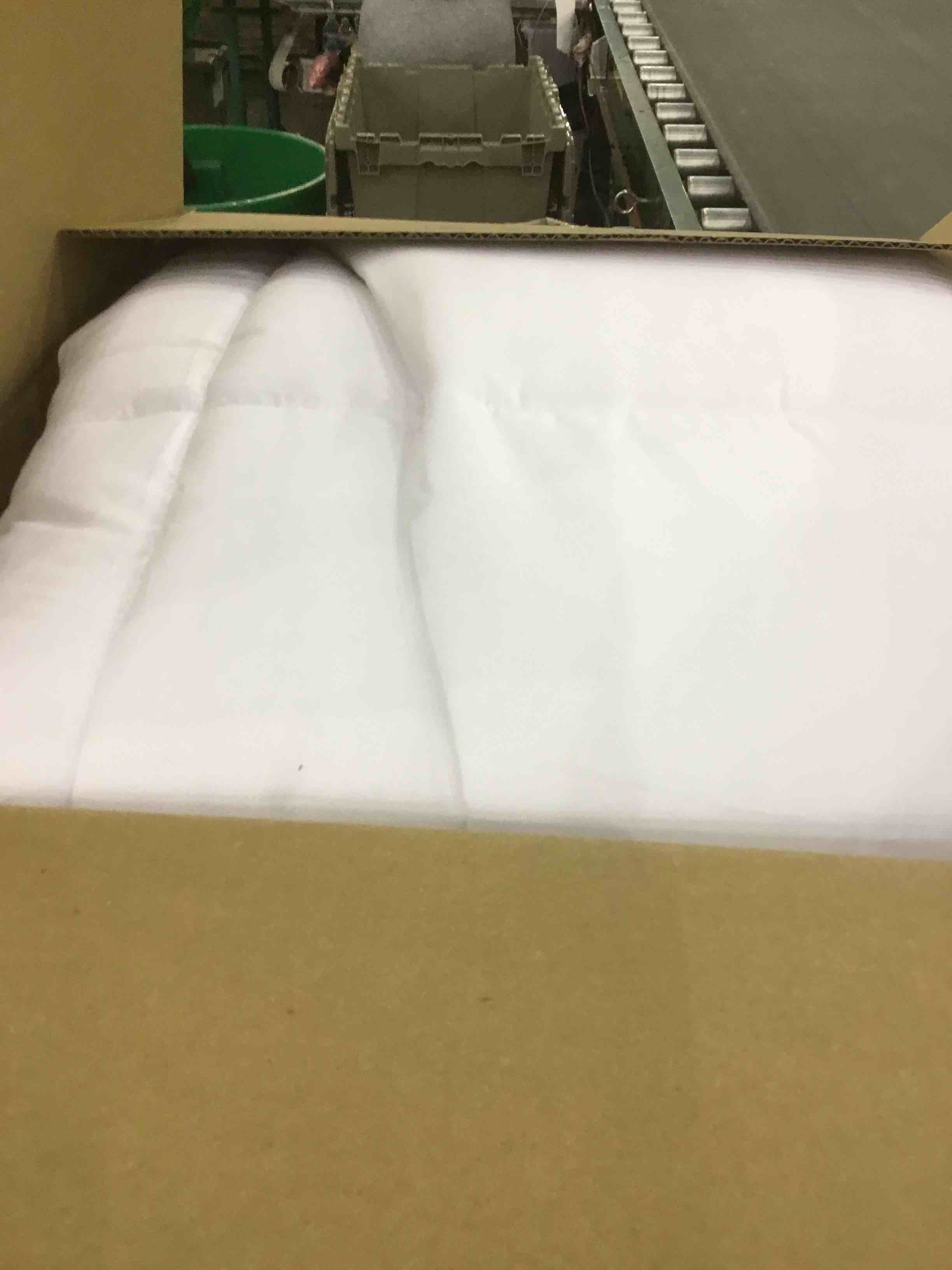 https://s3.amazonaws.com/lotting-images-prod/BargainHunt/EXS01031943_1708345829273.jpeg