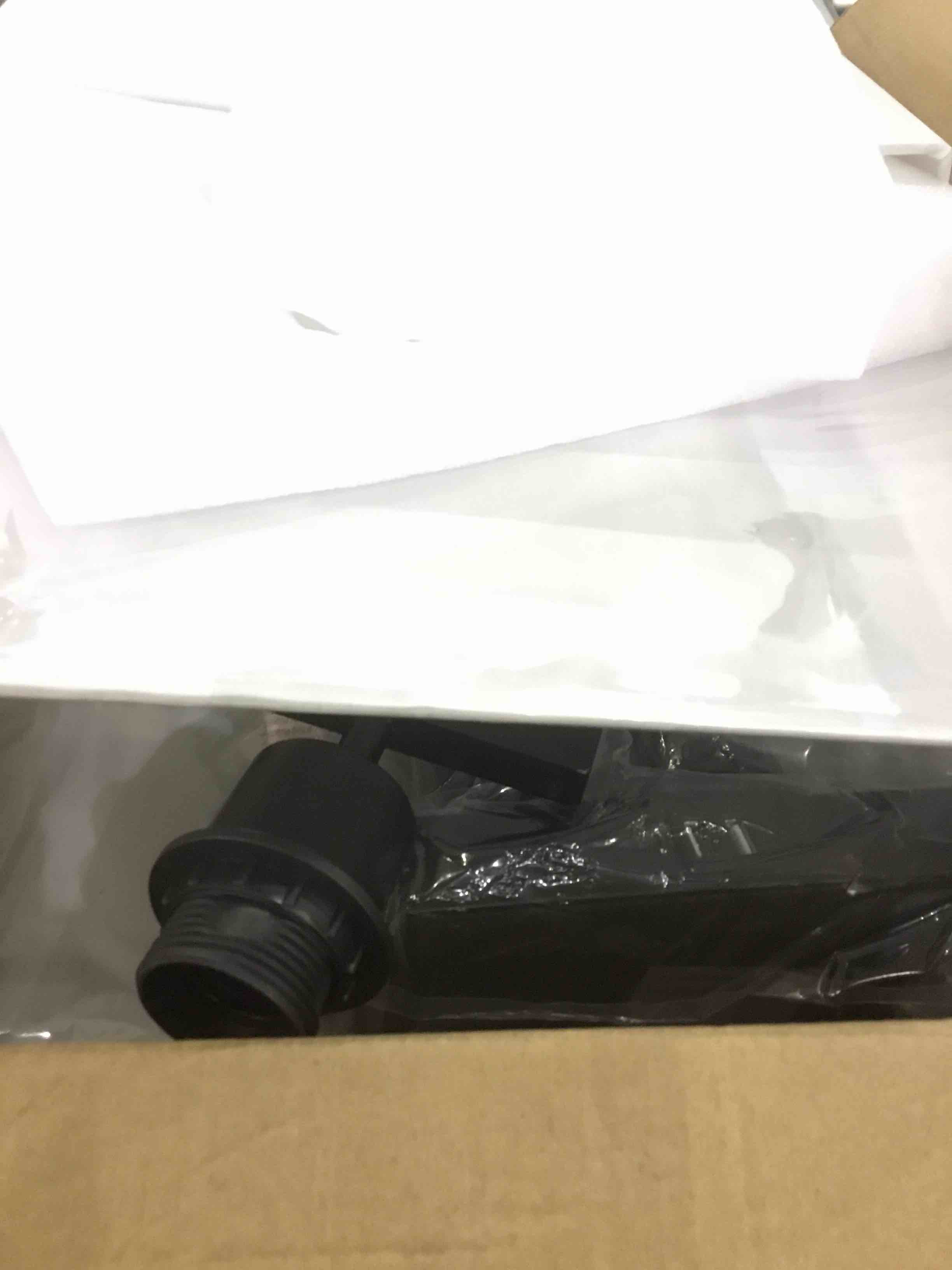 https://s3.amazonaws.com/lotting-images-prod/BargainHunt/EXS01031950_1708346818743.jpeg