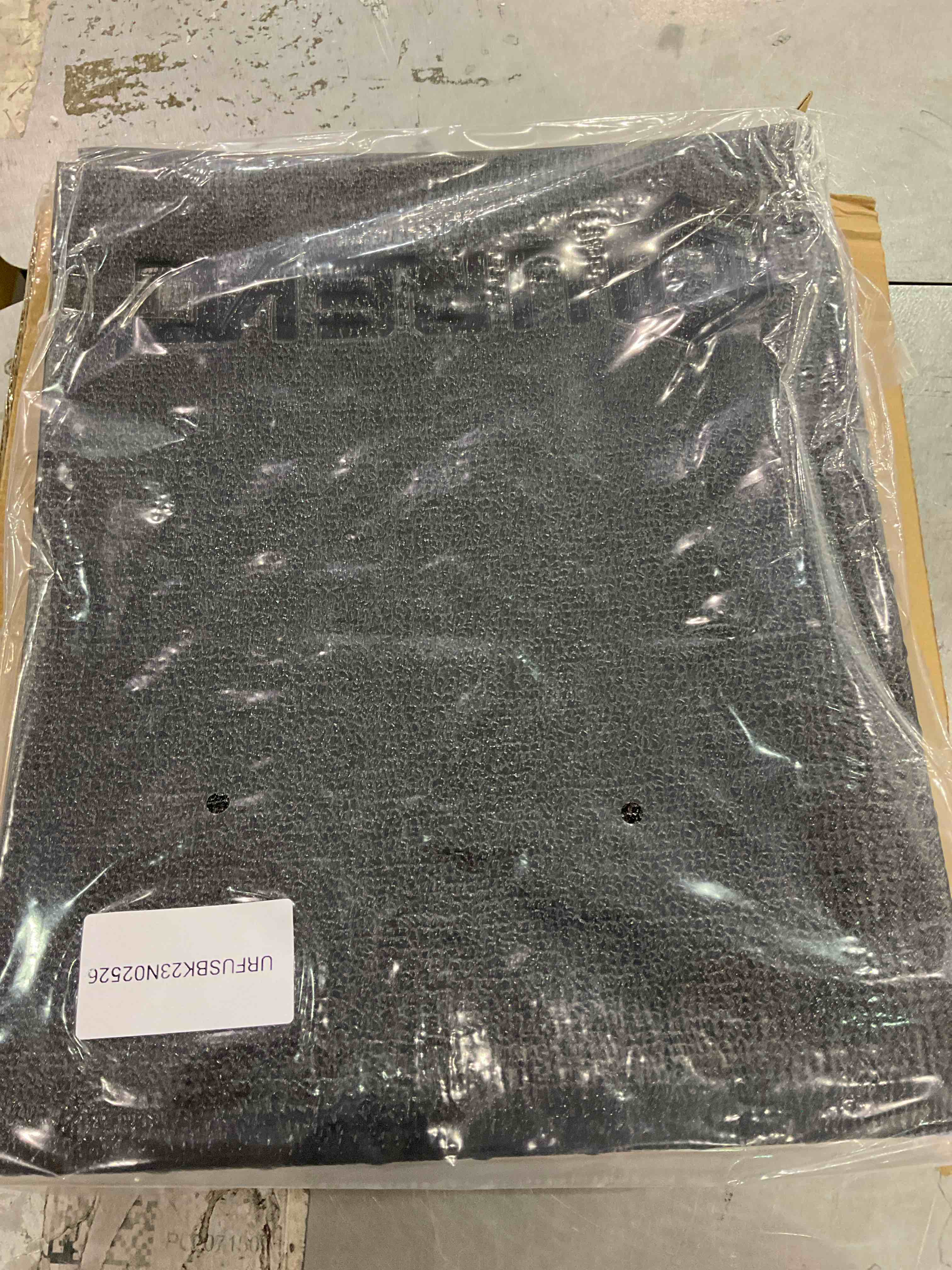 https://s3.amazonaws.com/lotting-images-prod/BargainHunt/EXS01032012_1708344976452.jpeg