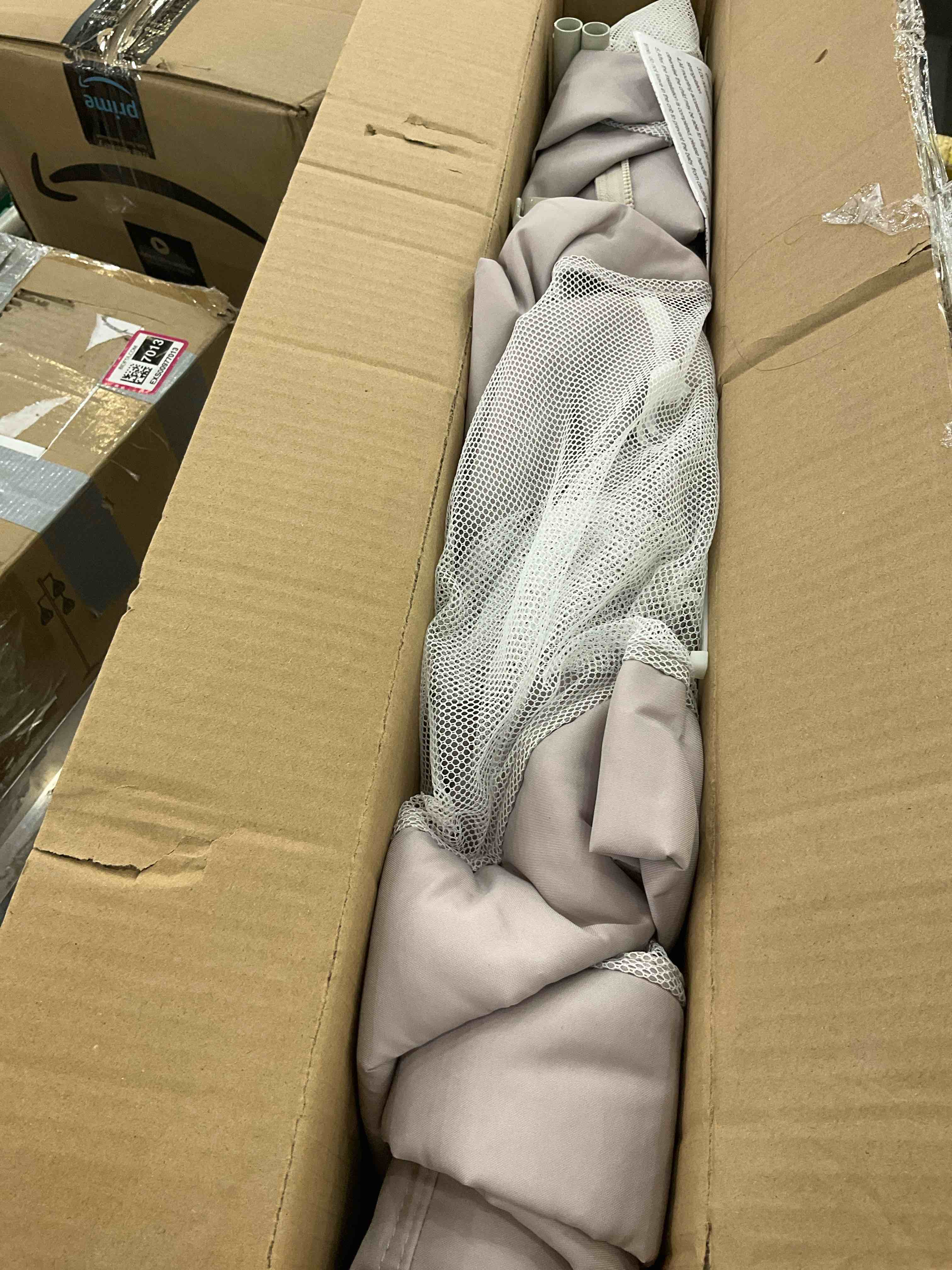 https://s3.amazonaws.com/lotting-images-prod/BargainHunt/EXS01032074_1708357650466.jpeg