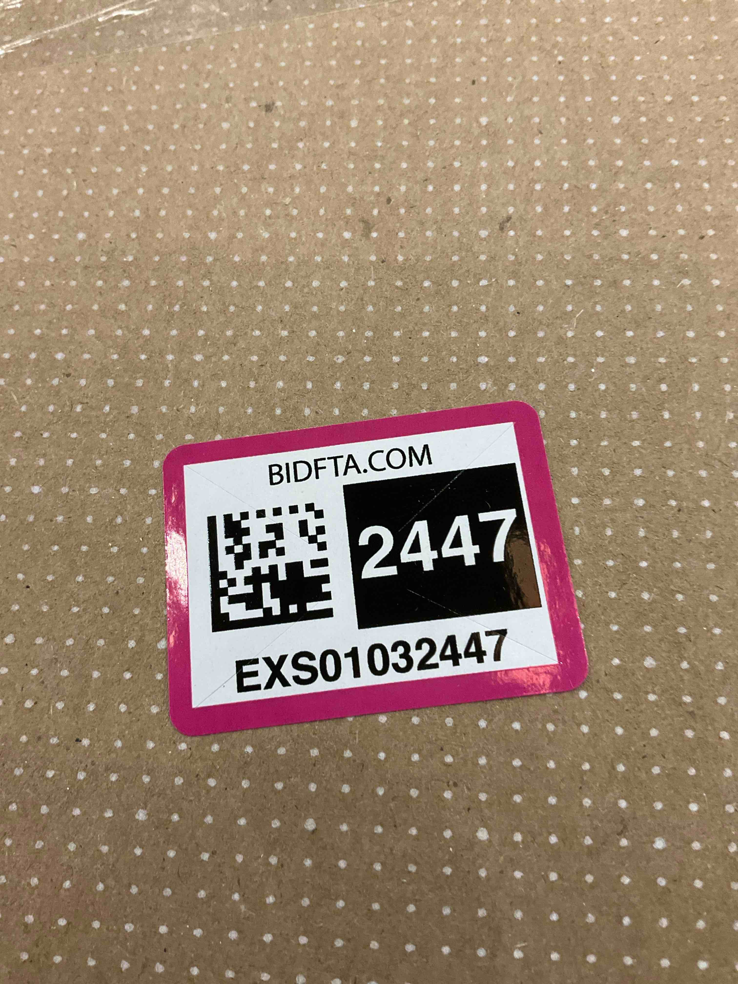 https://s3.amazonaws.com/lotting-images-prod/BargainHunt/EXS01032447_1708618324741.jpeg