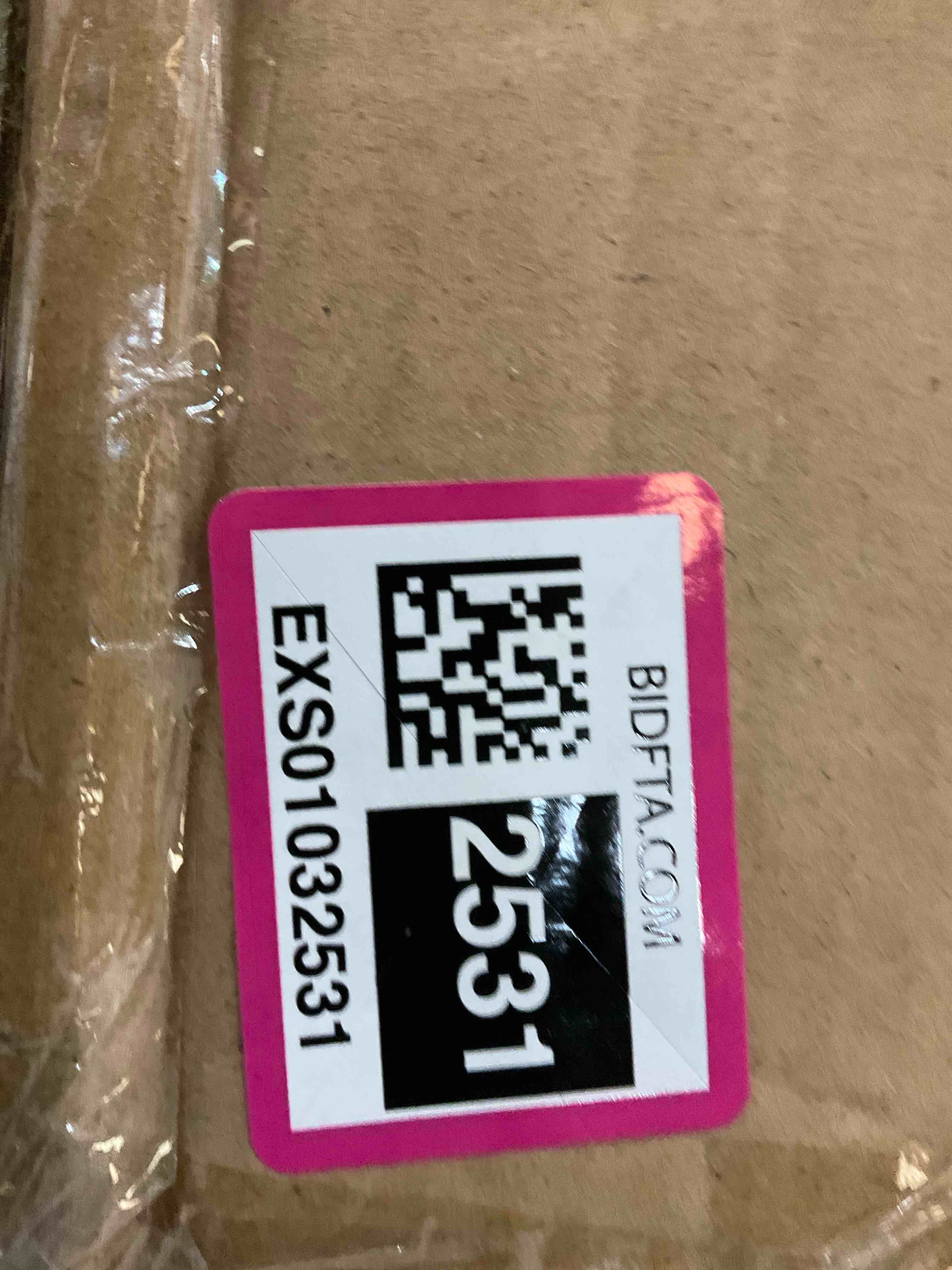 https://s3.amazonaws.com/lotting-images-prod/BargainHunt/EXS01032531_1708357163748.jpeg