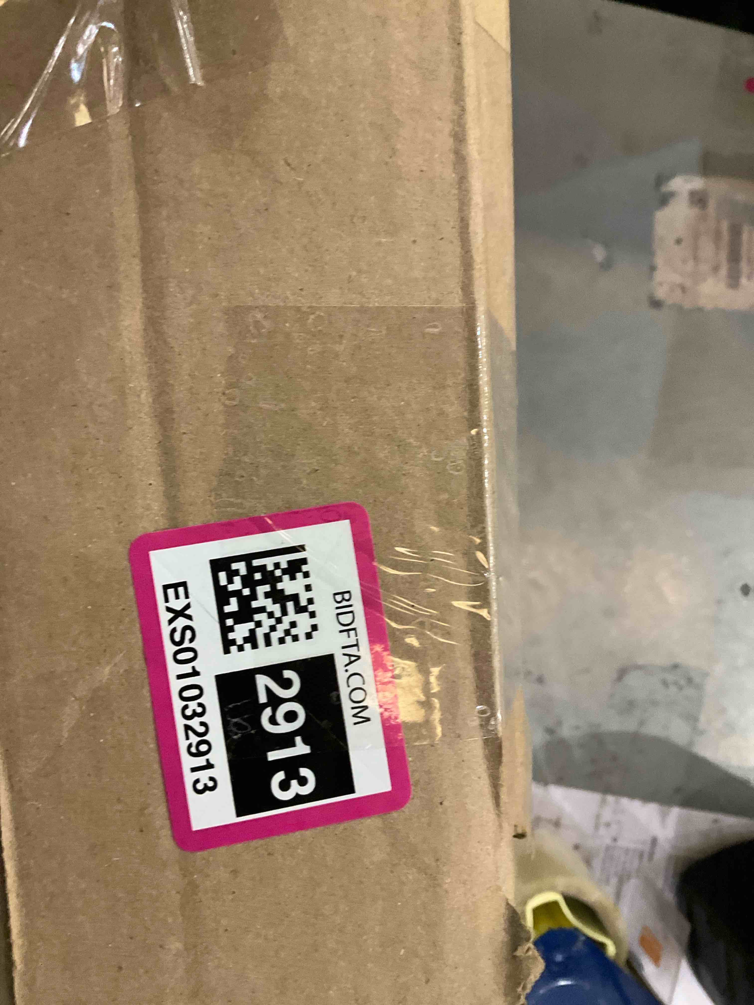 https://s3.amazonaws.com/lotting-images-prod/BargainHunt/EXS01032913_1708528366297.jpeg