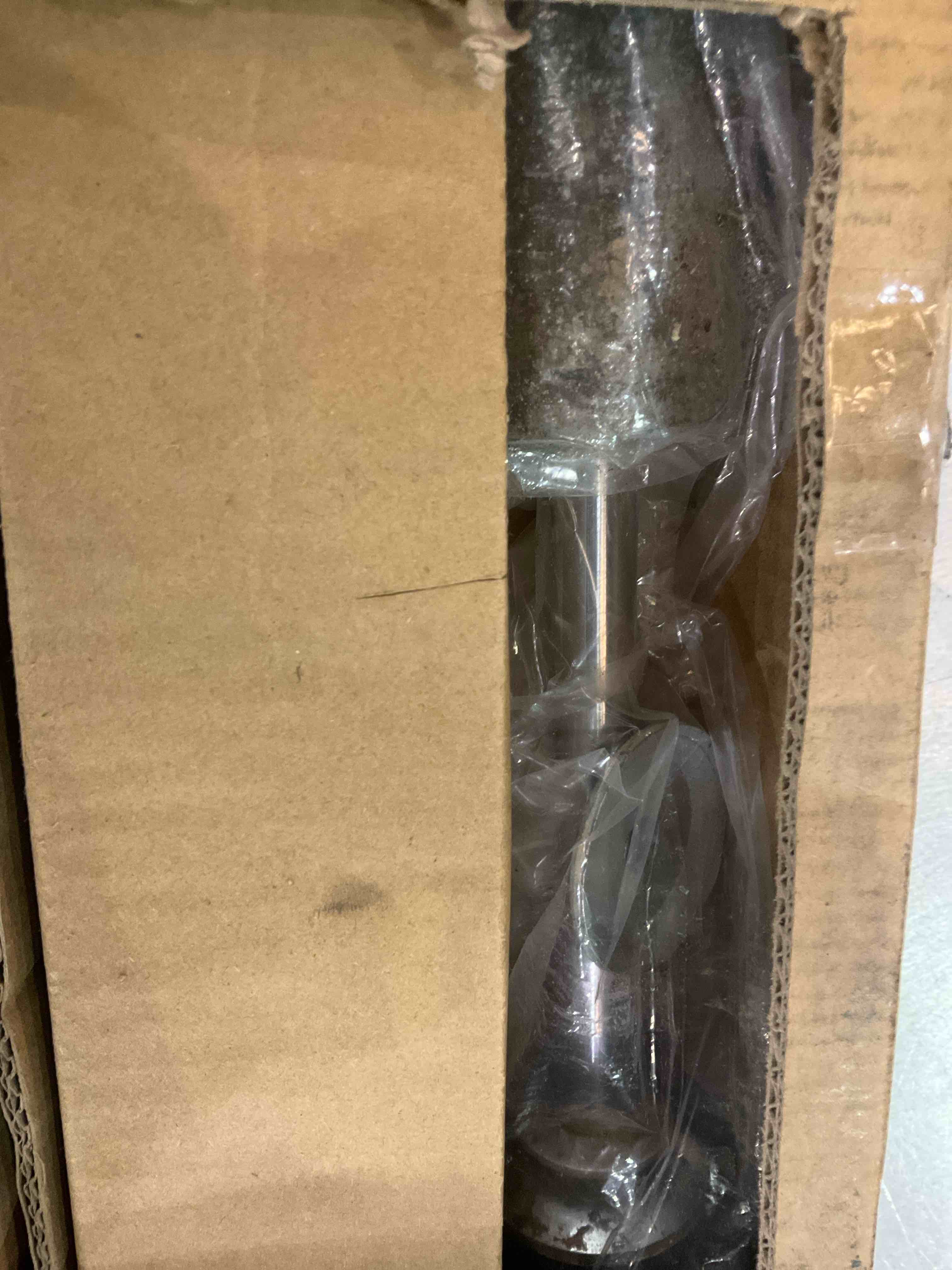 https://s3.amazonaws.com/lotting-images-prod/BargainHunt/EXS01033024_1710351807168.jpeg